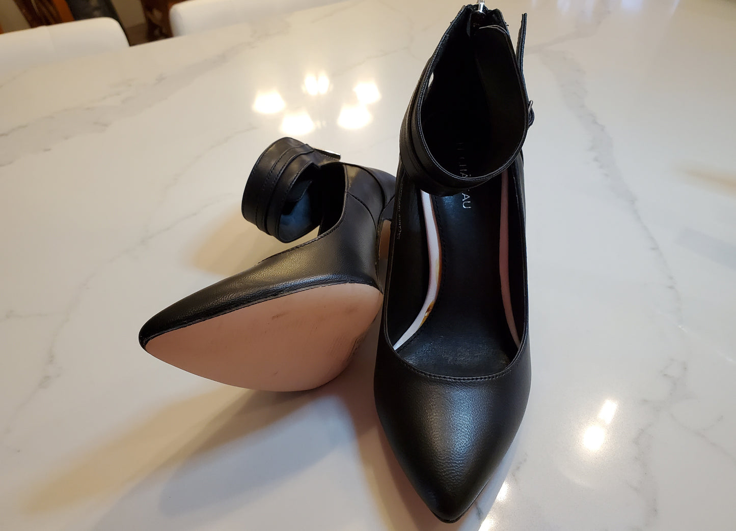 Le Chateau Black High Heel with Ankle Strap Size 7 Preloved