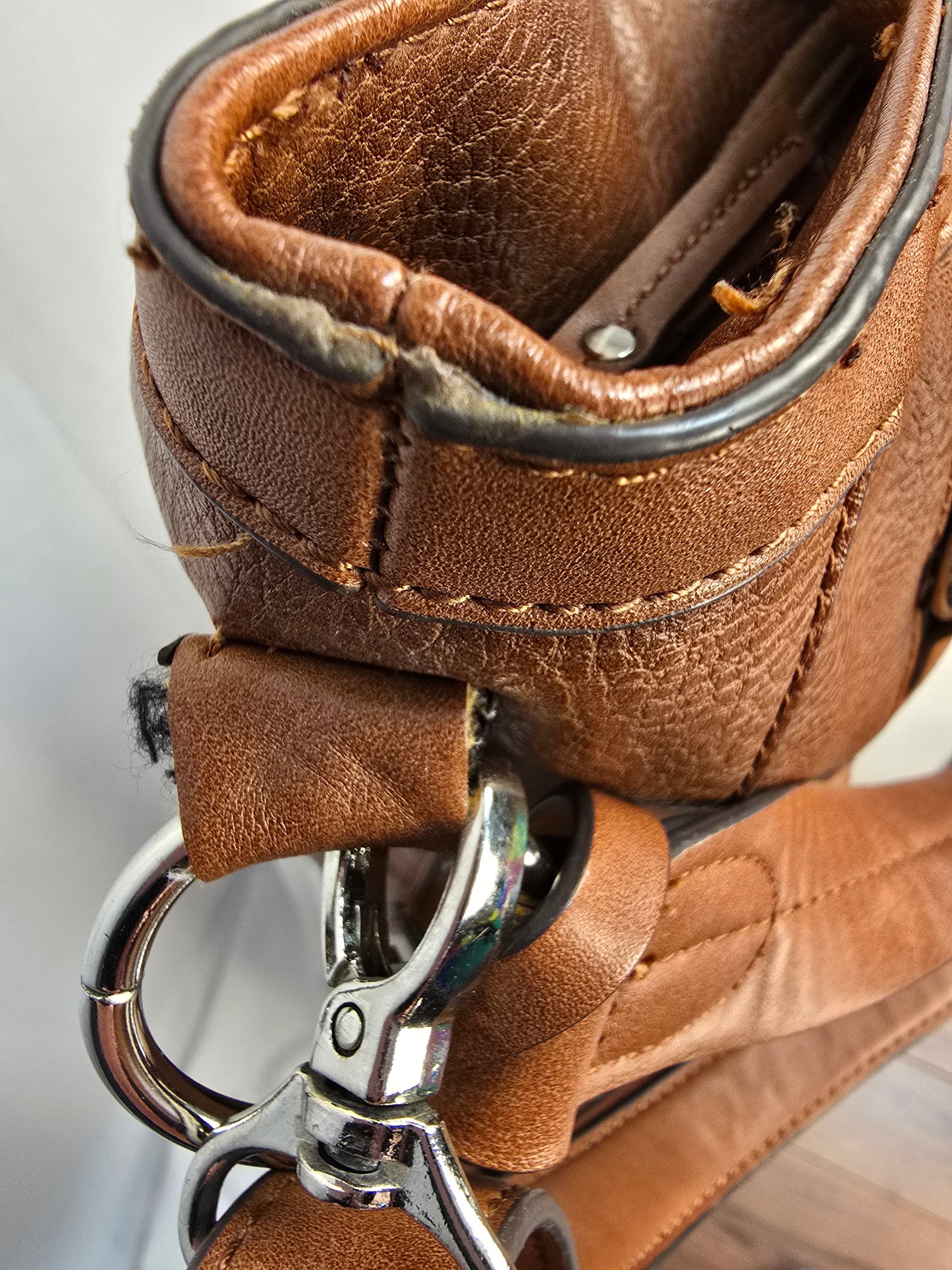 Ricardo Brown Vintagish Purse - Dual Straps Crossbody or Shoulder Preloved