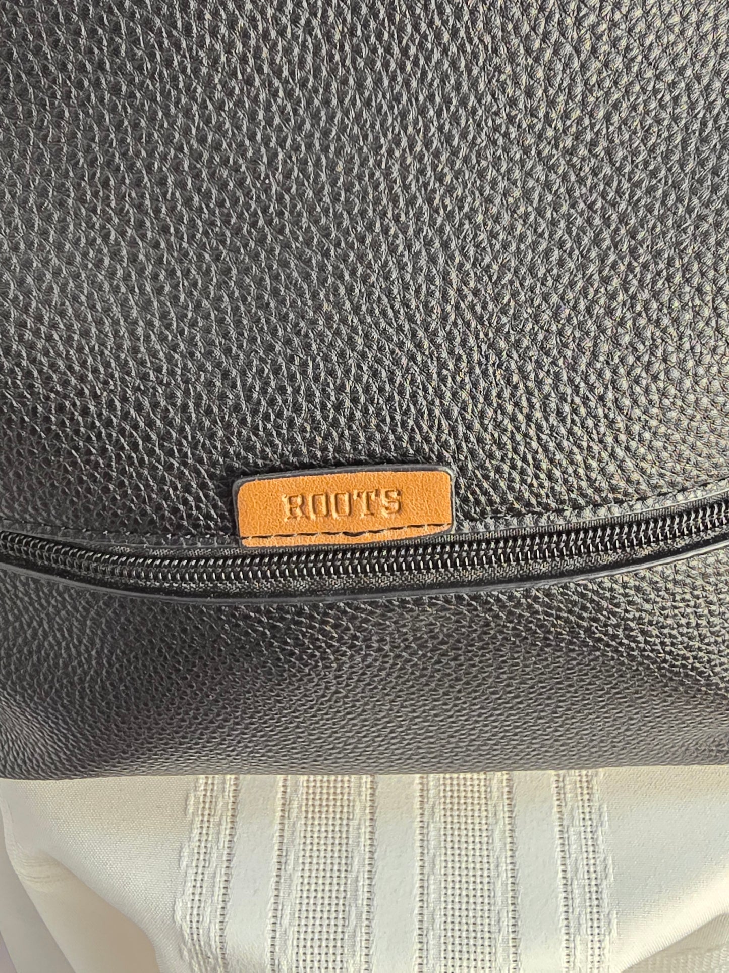 Roots Faux Leather Crossbody Black and Tan Purse Preloved