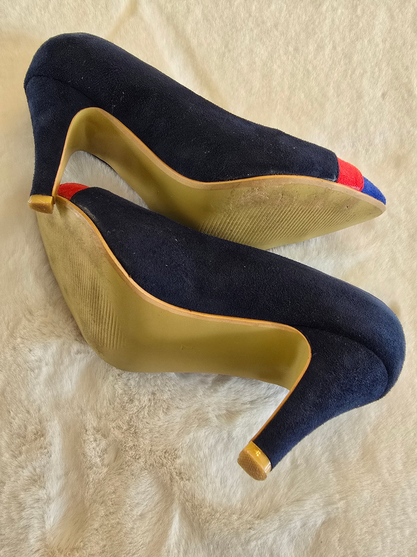 Reitmans Blue Red and Navy Pumps Size 7 Preloved