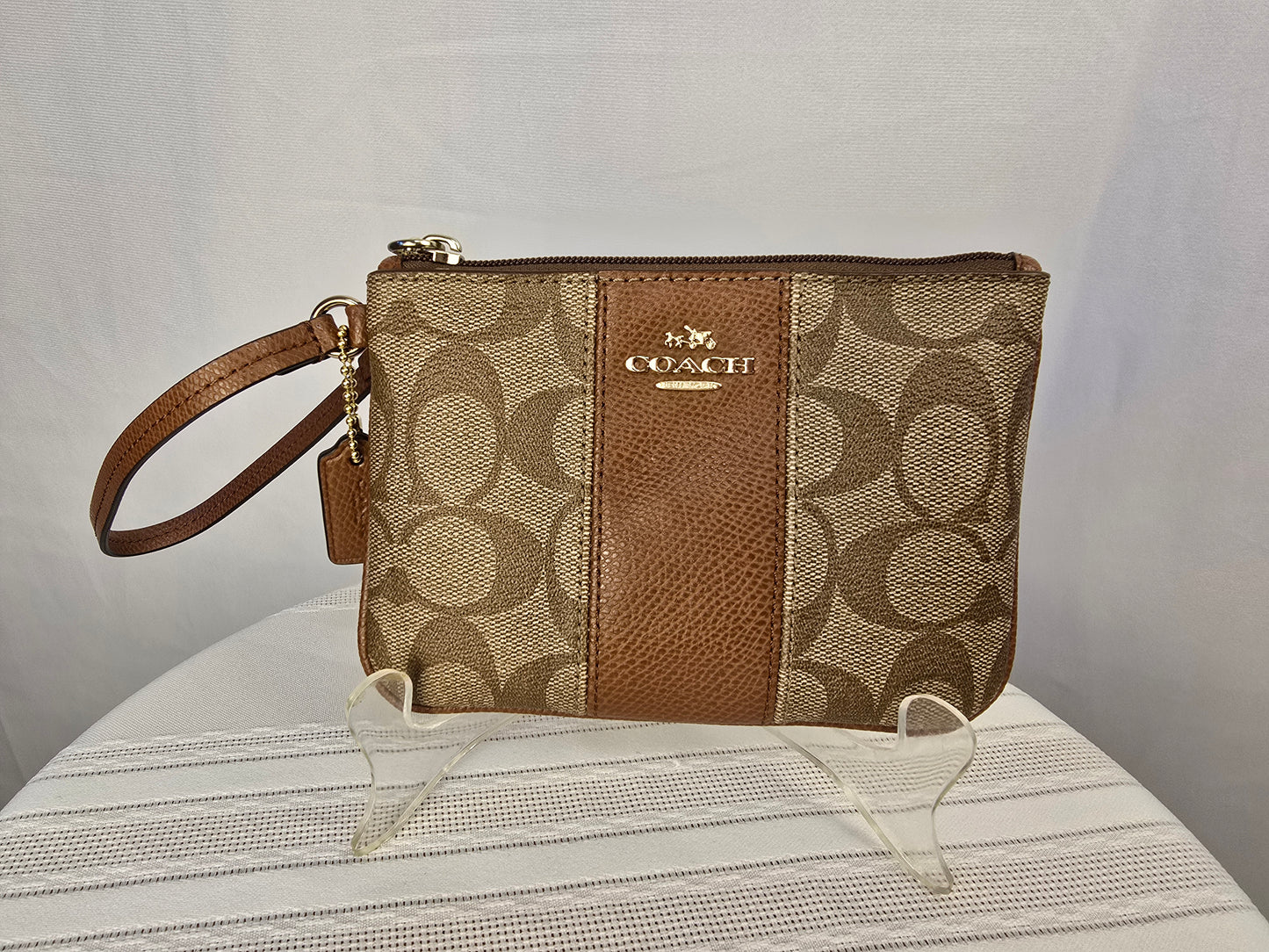 Coach Wallet with Strap Brown / Tan Preloved