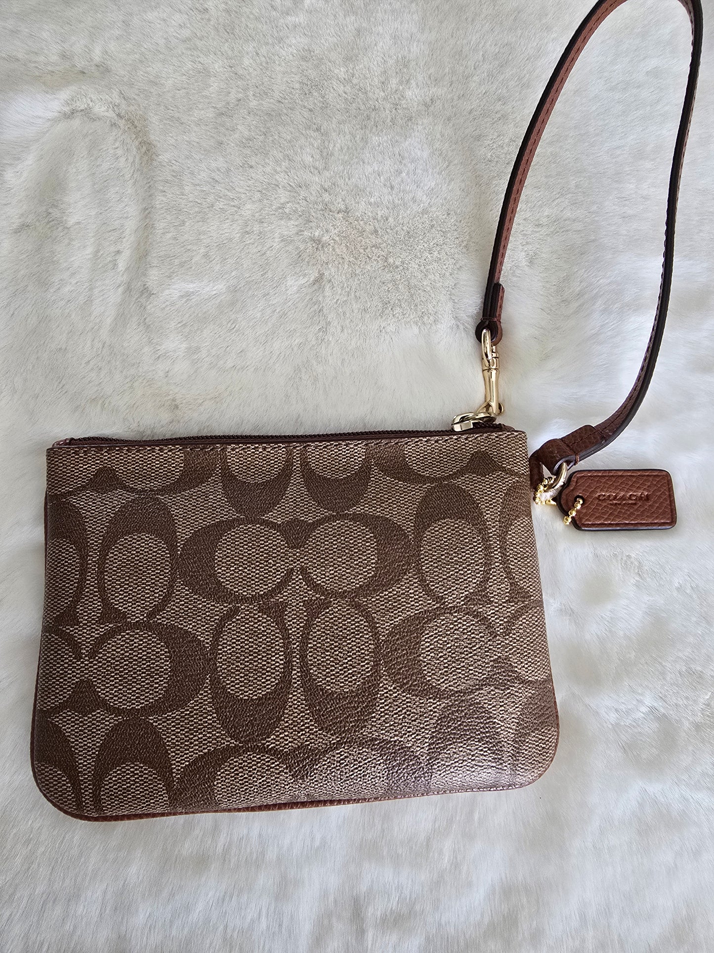 Coach Wallet with Strap Brown / Tan Preloved