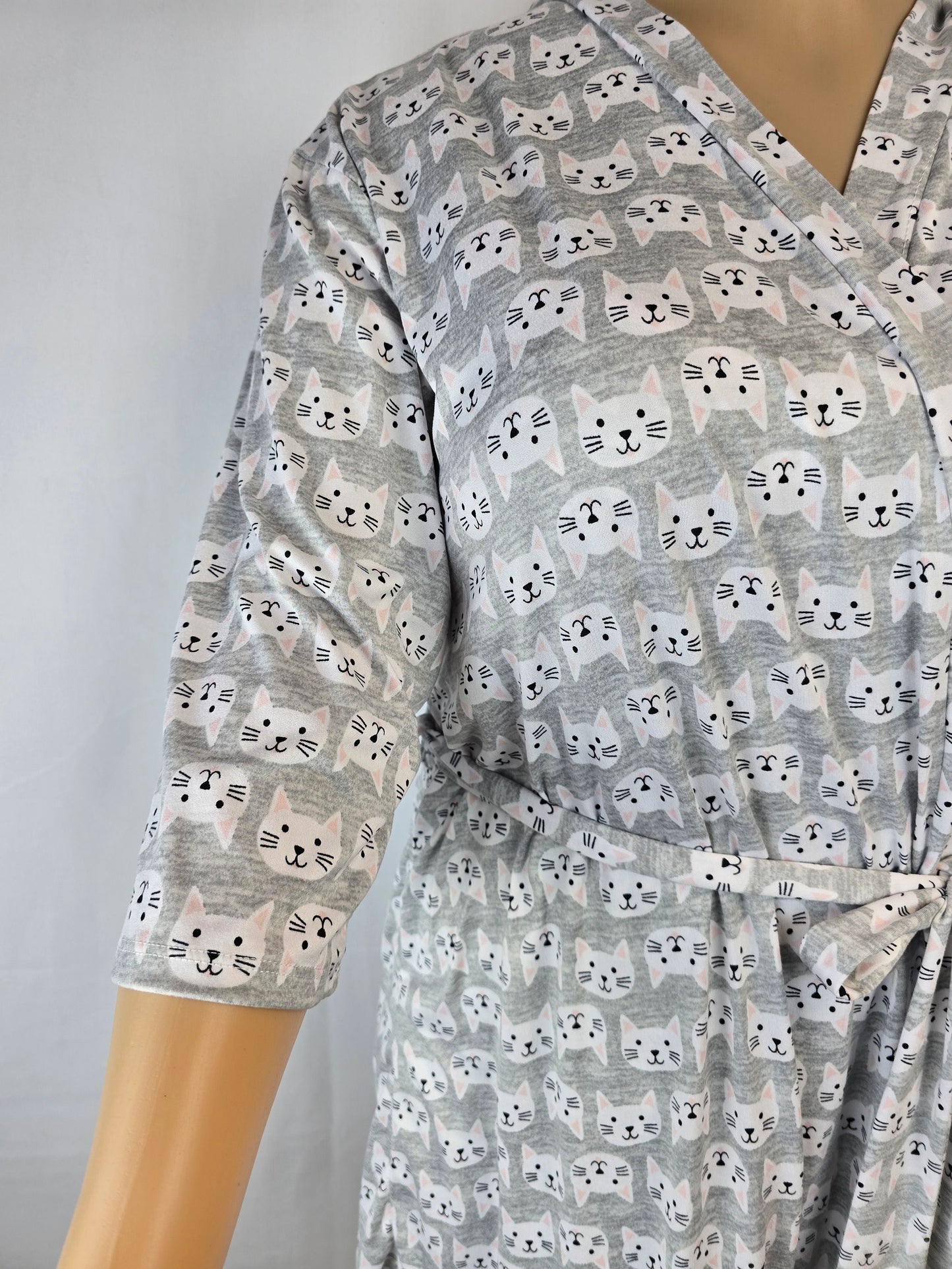 Pillow Talk Cat Theme 2 Piece Nightgown and Robe XL New With Tags