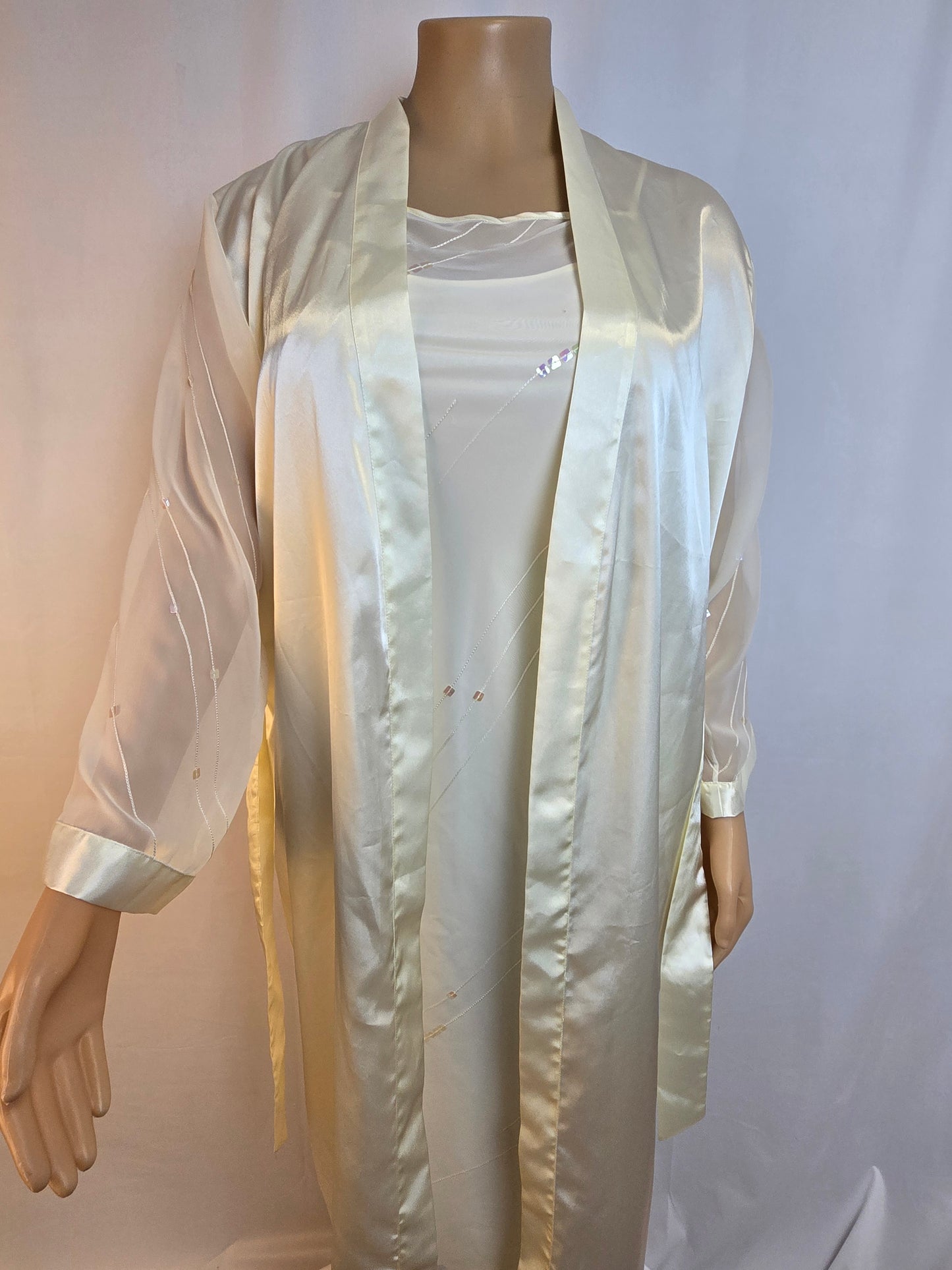 Rose Passion Slip Nightgown Medium and Rose Passion Robe One Size Cream Colour Preloved