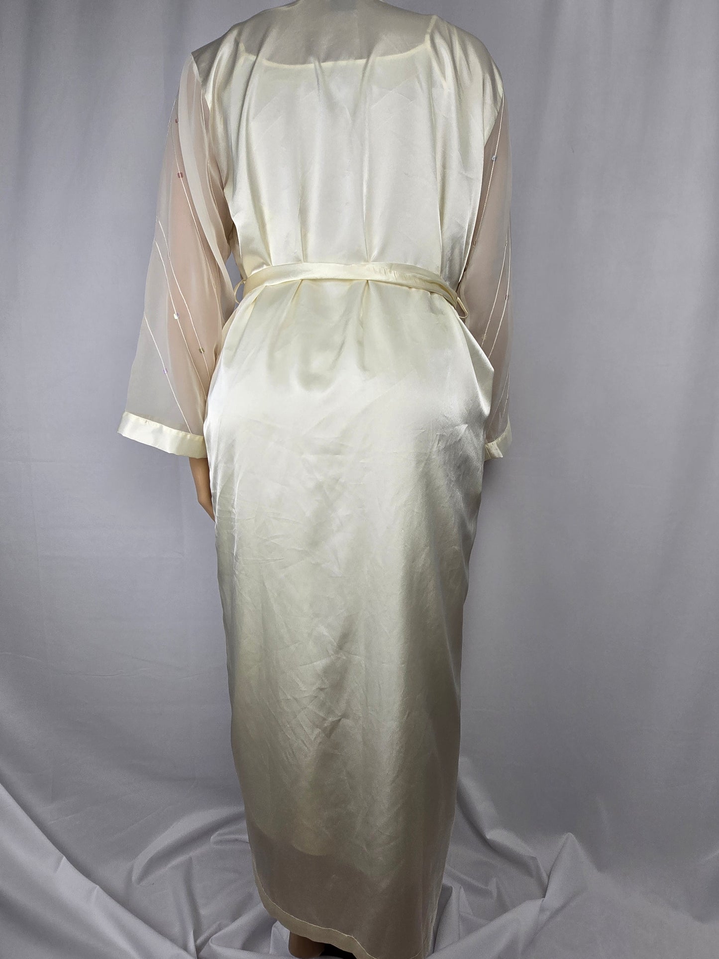 Rose Passion Slip Nightgown Medium and Rose Passion Robe One Size Cream Colour Preloved