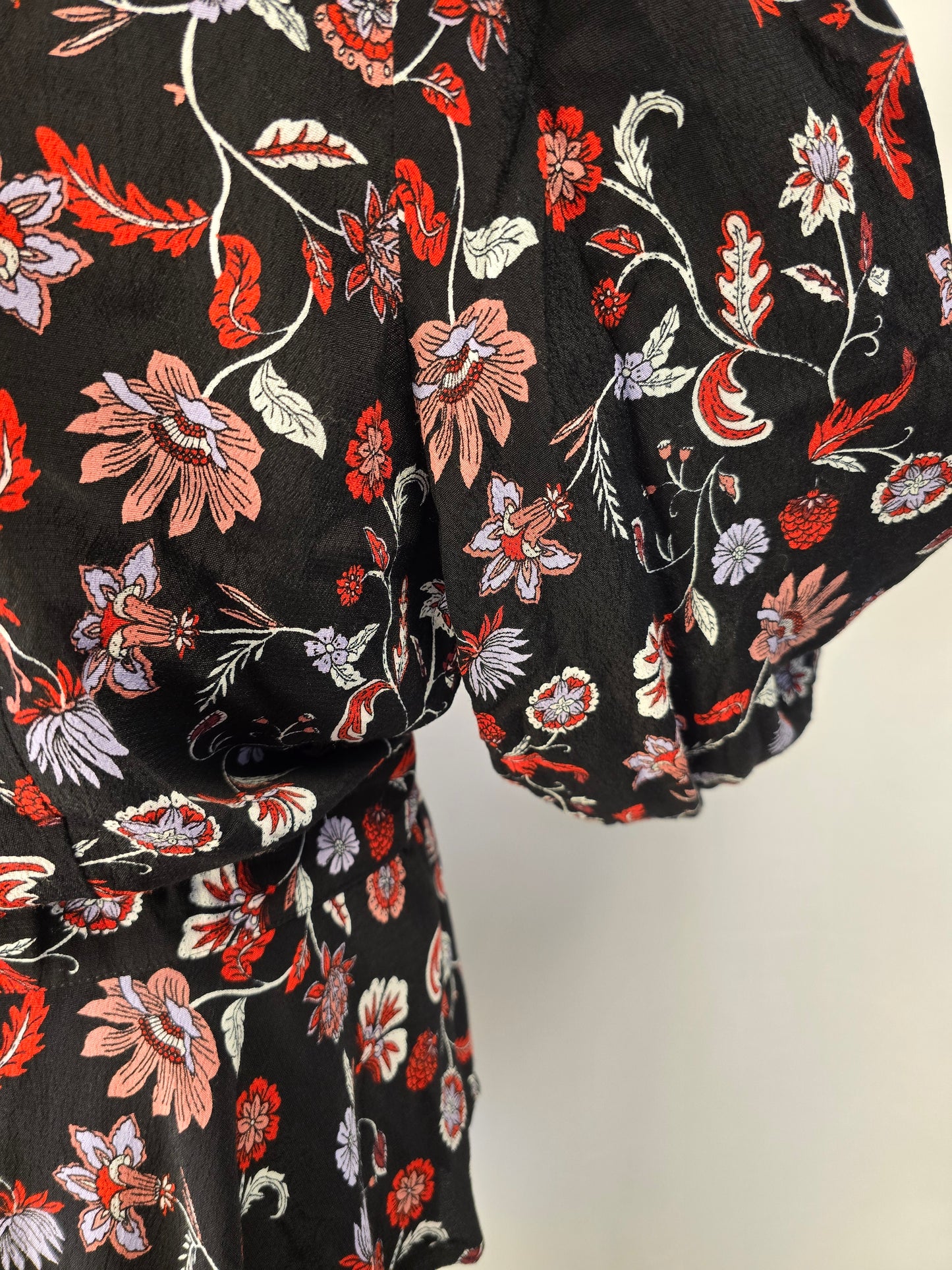 Banana Republic Black & Red Floral Wrap Top Medium Preloved