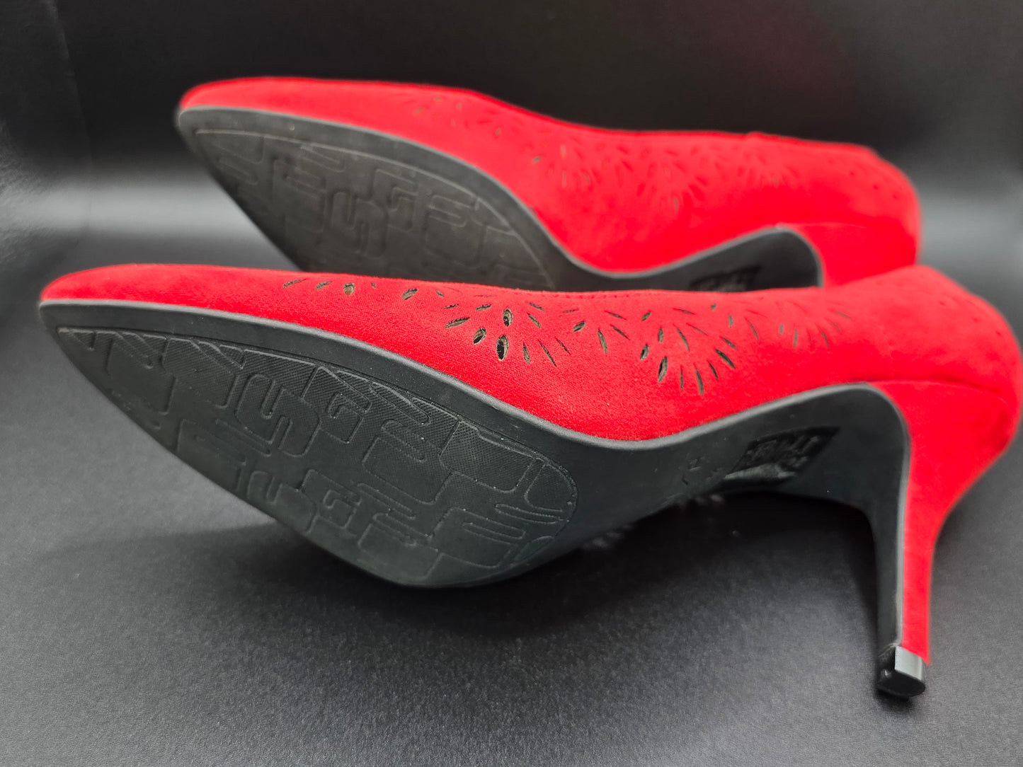 Unisa Red Suede Heels Lazer Cut 3.5" New Like Condition 7.5 Preloved