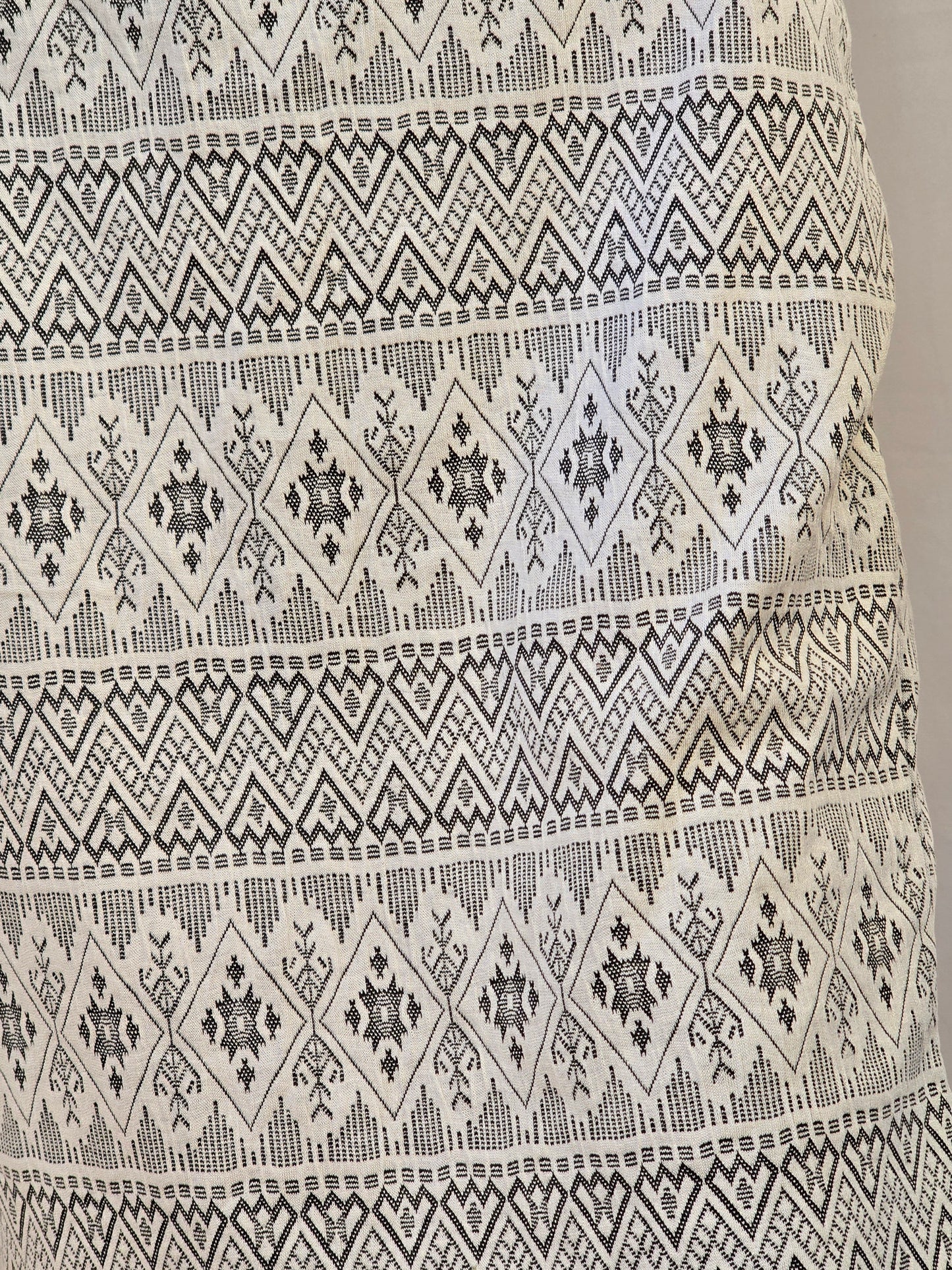 Gilli White / Black Medium Skirt Preloved