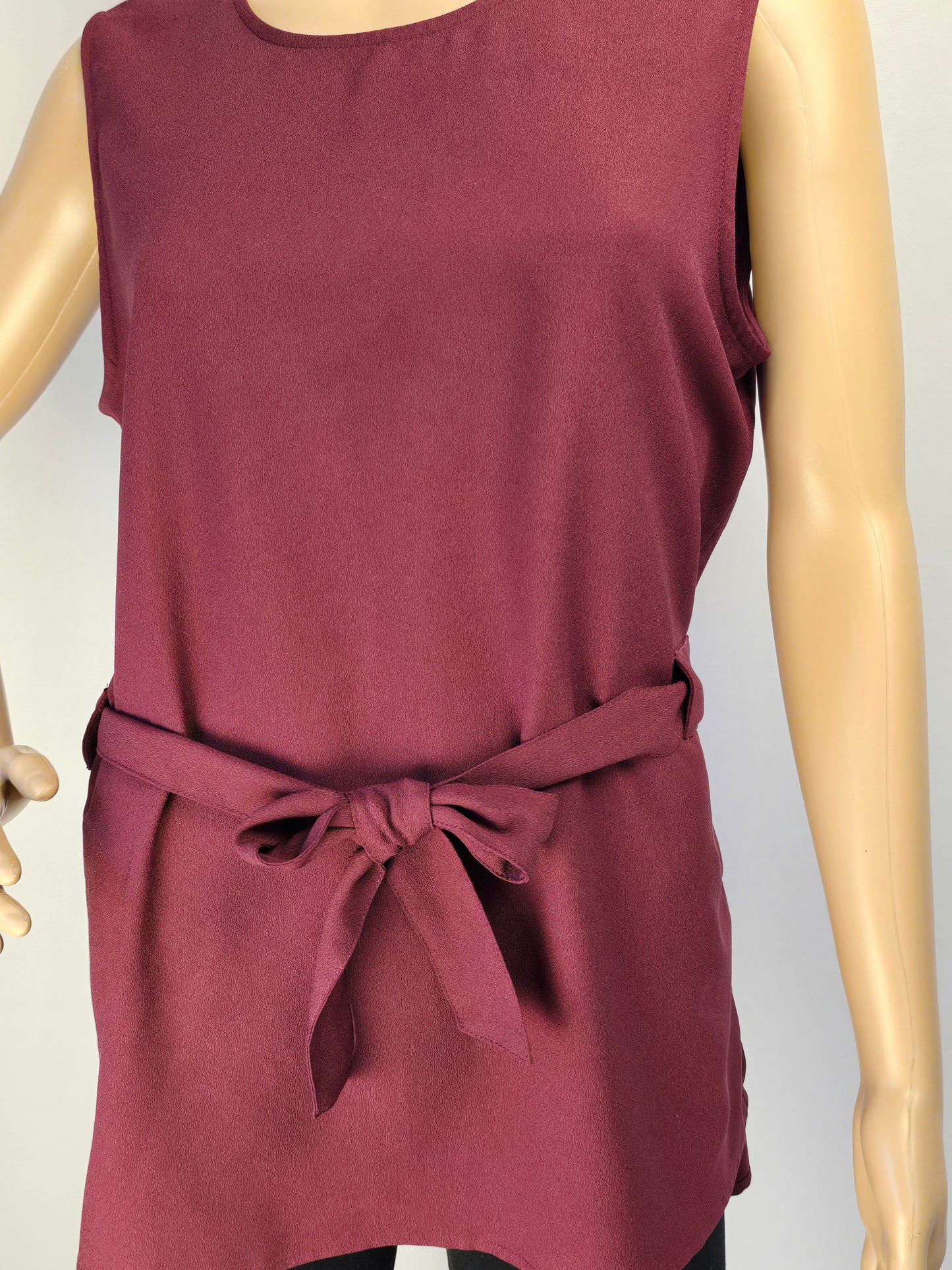 Reitmans Plum Sleeveless Top with Tie Waist Medium Preloved