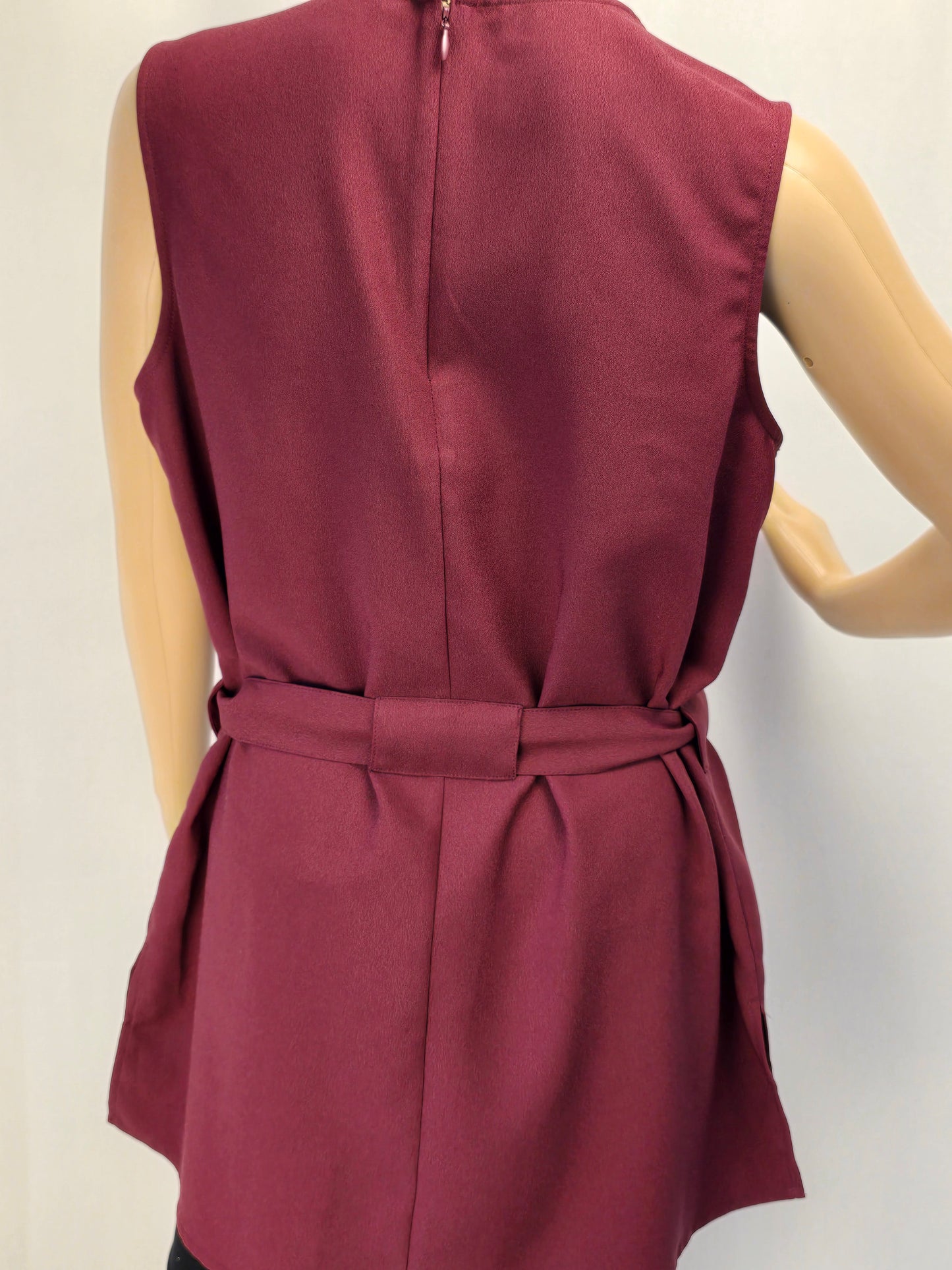 Reitmans Plum Sleeveless Top with Tie Waist Medium Preloved