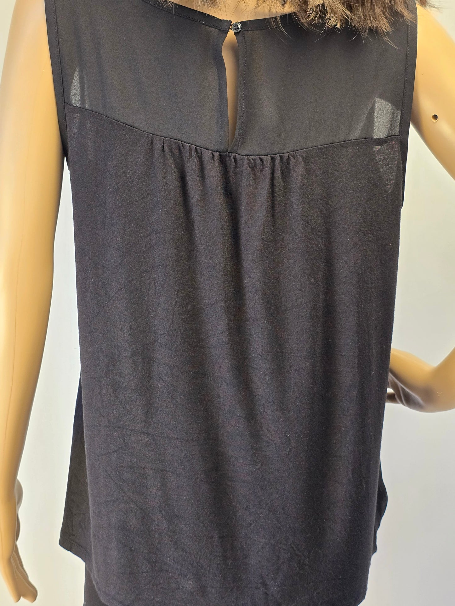 Loft Black Tank Top with Scalloped White Bottom Size Medium Preloved