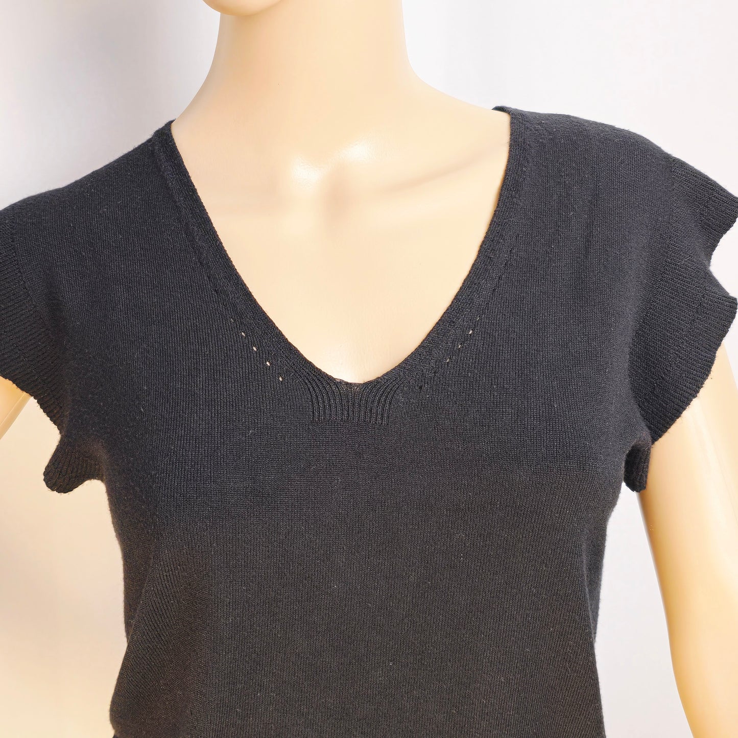 Joe Fresh Black V Neck Short Sleeve Sweater / Top Medium Preloved