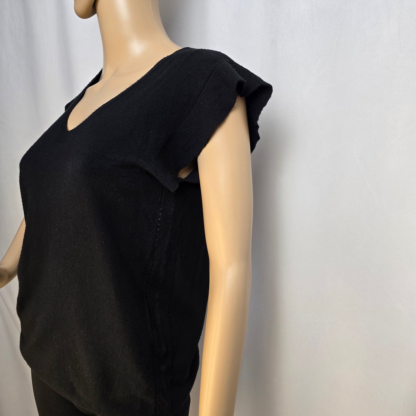 Joe Fresh Black V Neck Short Sleeve Sweater / Top Medium Preloved