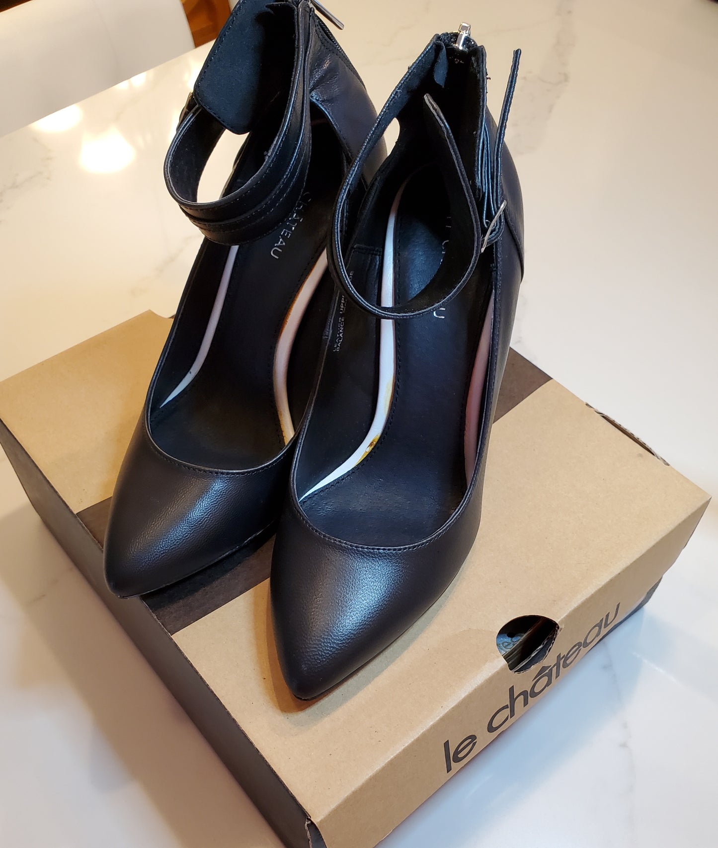 Le Chateau Black High Heel with Ankle Strap Size 7 Preloved