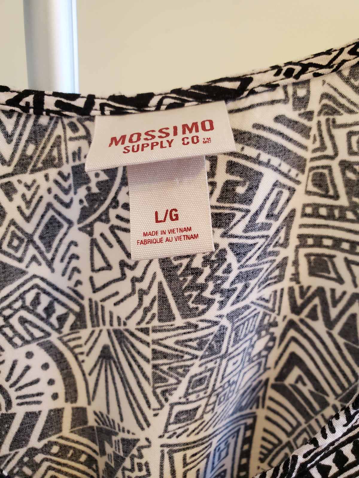 Mossimo Supply Co. Black & White Geometric Dress | Cutout Back | Pockets | Large