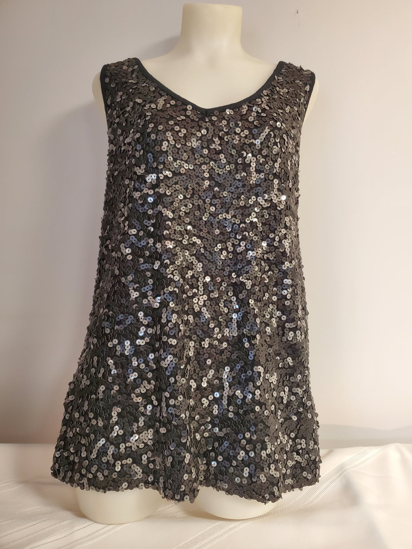 Ricki's Sequin Tank Top - Sparkle Front Large