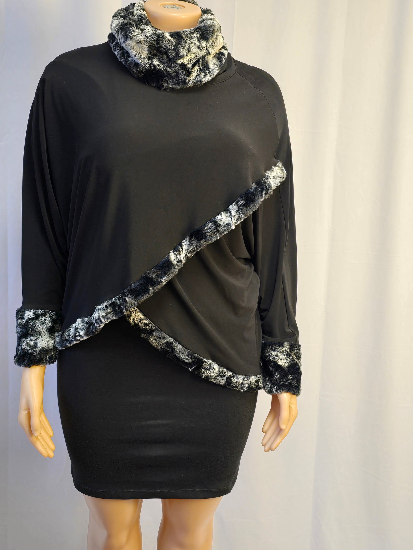 Joseph Ribkoff Faux Fur Sweater Large Size 14 Preloved