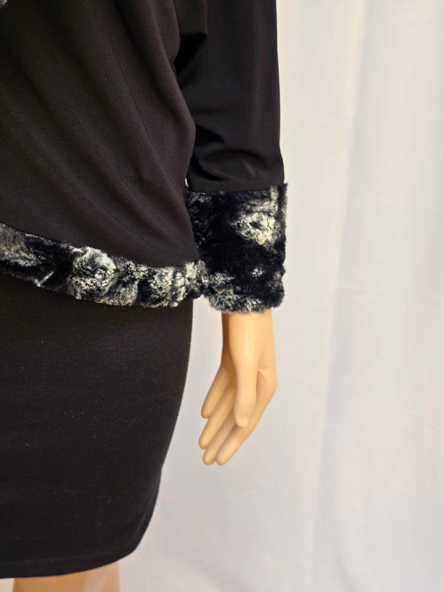 Joseph Ribkoff Faux Fur Sweater Large Size 14 Preloved