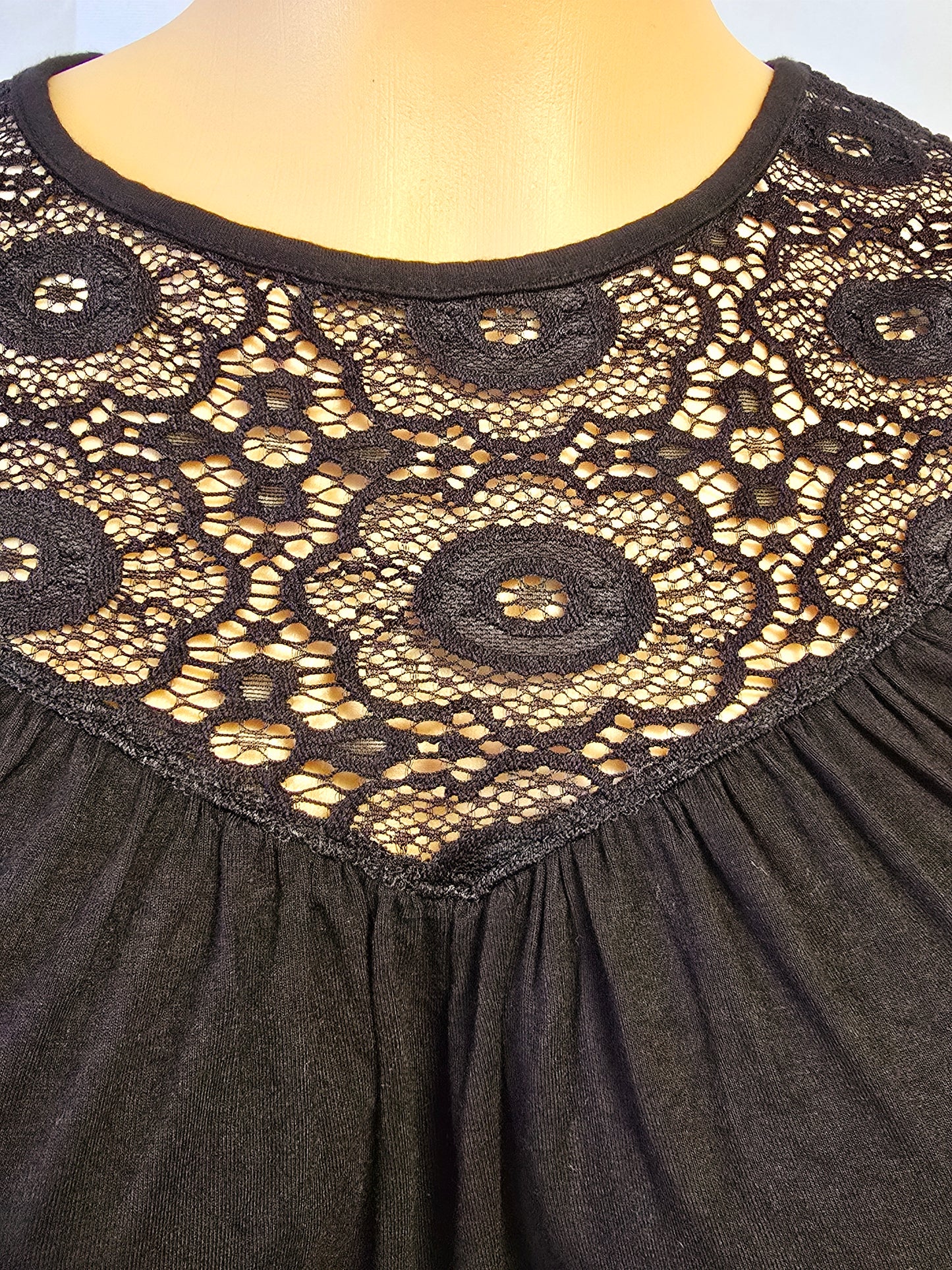 Storm Los Angeles Large Black Shirt with Lace Preloved