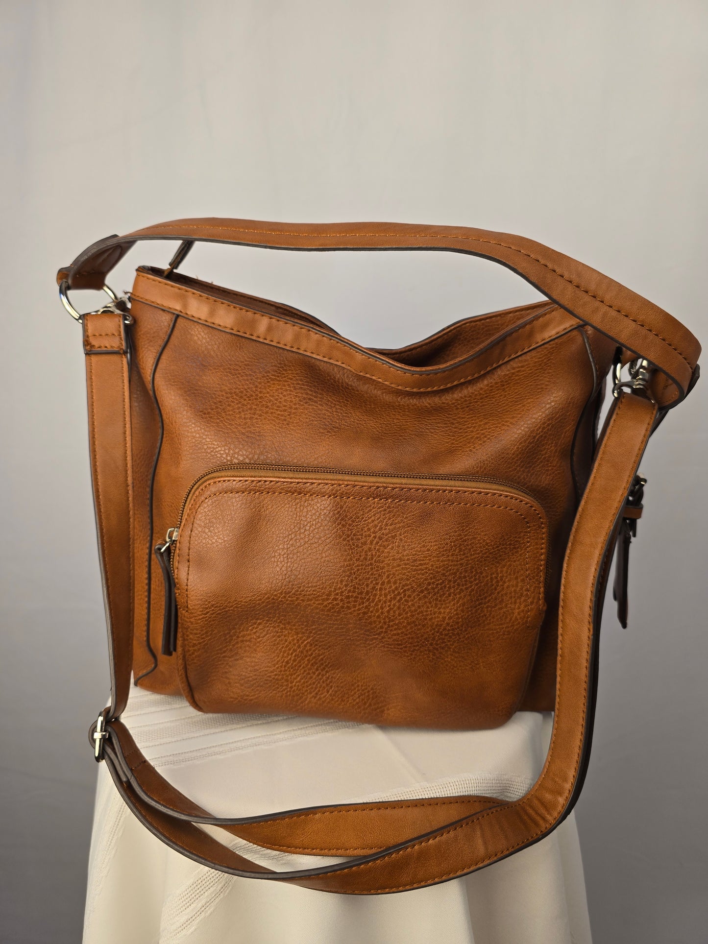 Ricardo Brown Vintagish Purse - Dual Straps Crossbody or Shoulder Preloved