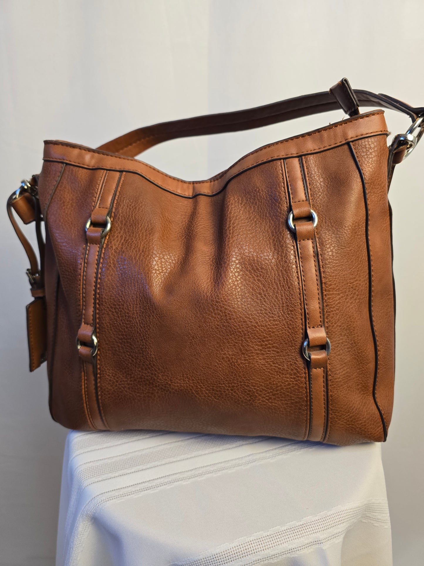 Ricardo Brown Vintagish Purse - Dual Straps Crossbody or Shoulder Preloved