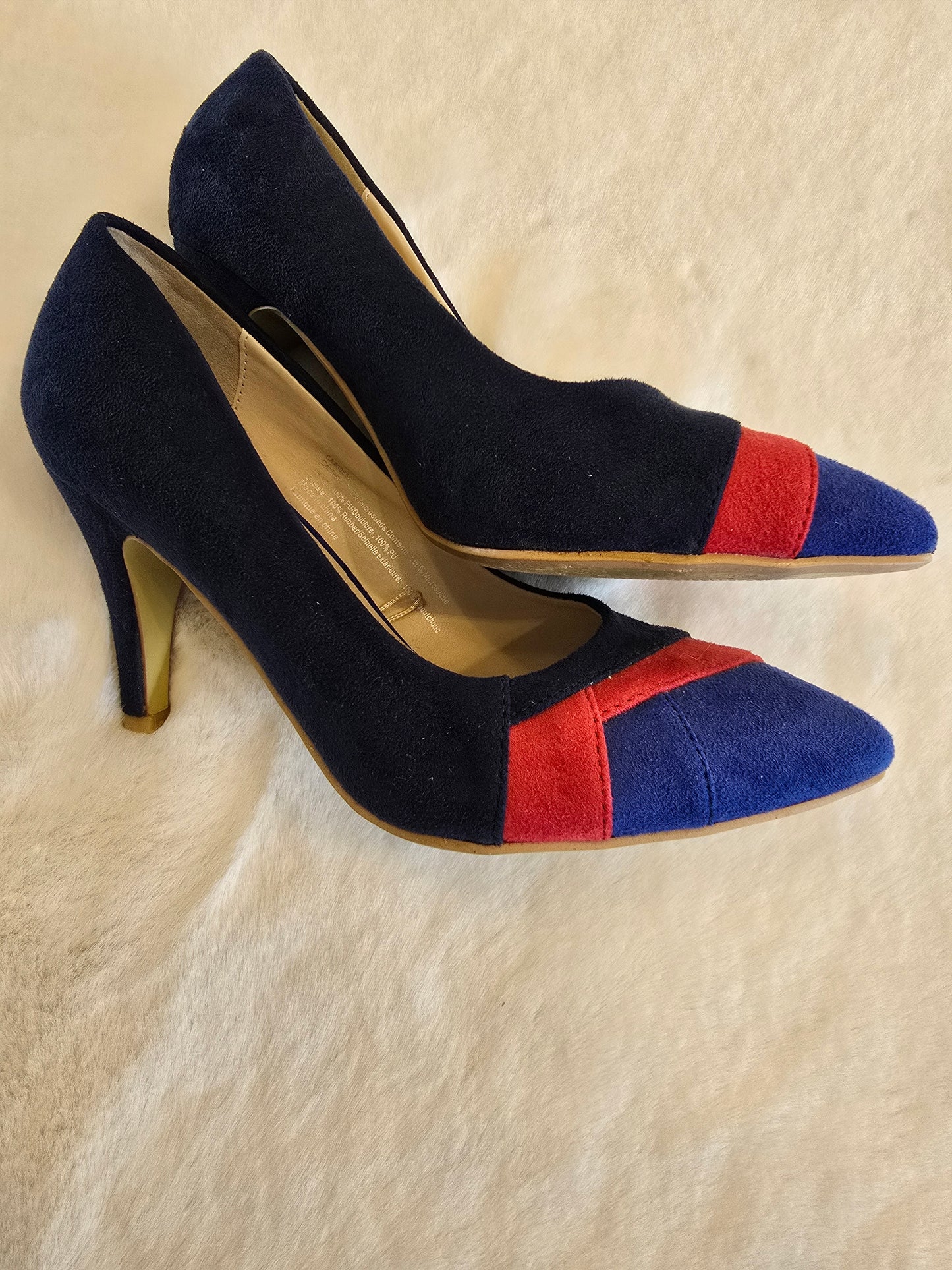 Reitmans Blue Red and Navy Pumps Size 7 Preloved