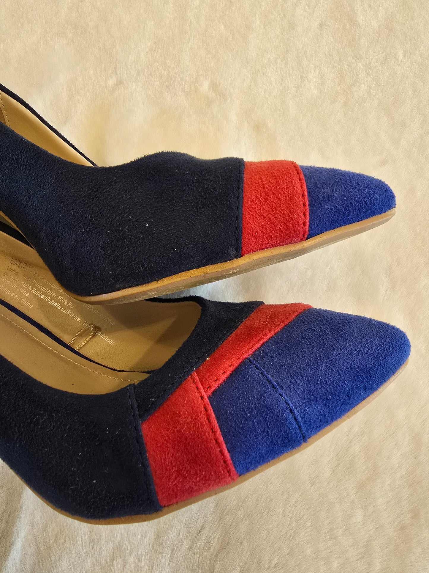 Reitmans Blue Red and Navy Pumps Size 7 Preloved