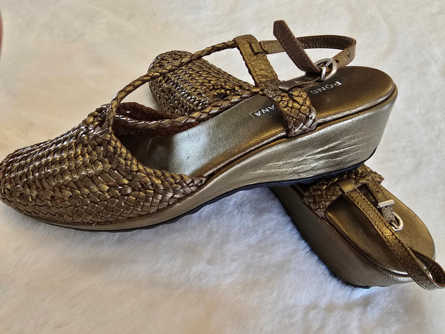 Pons Quintana Metallic Gold Closed Toe Sling Back Sandal Size 37