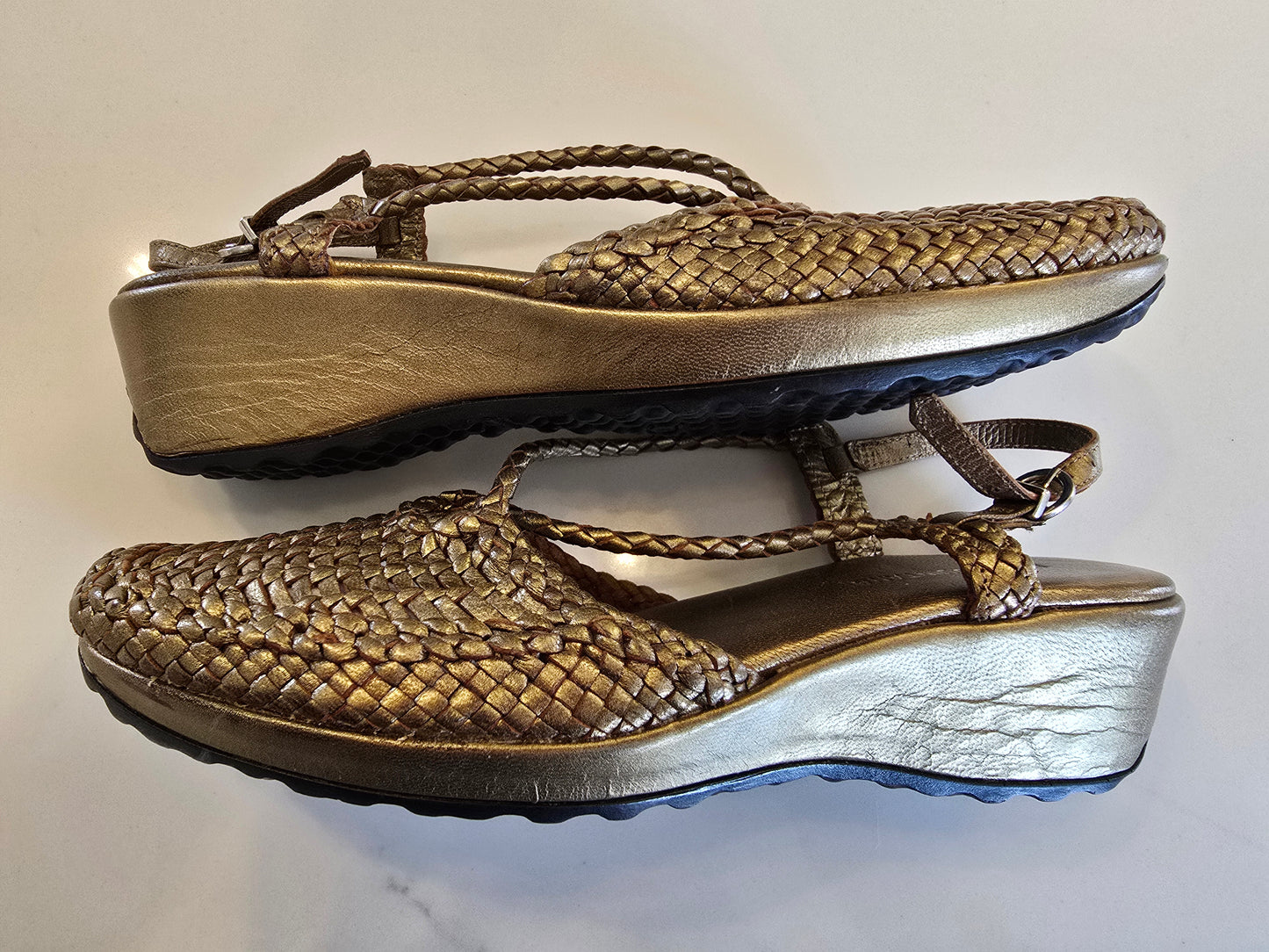 Pons Quintana Metallic Gold Closed Toe Sling Back Sandal Size 37