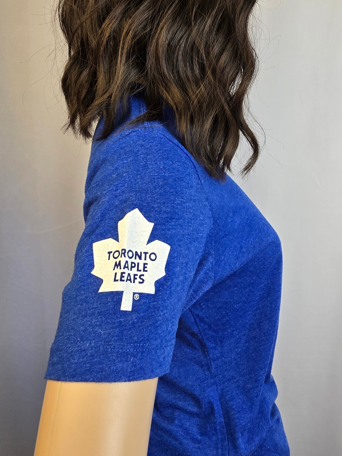 Molson Canadian / Toronto Maple Leafs Level Wear T-Shirt Large Preloved