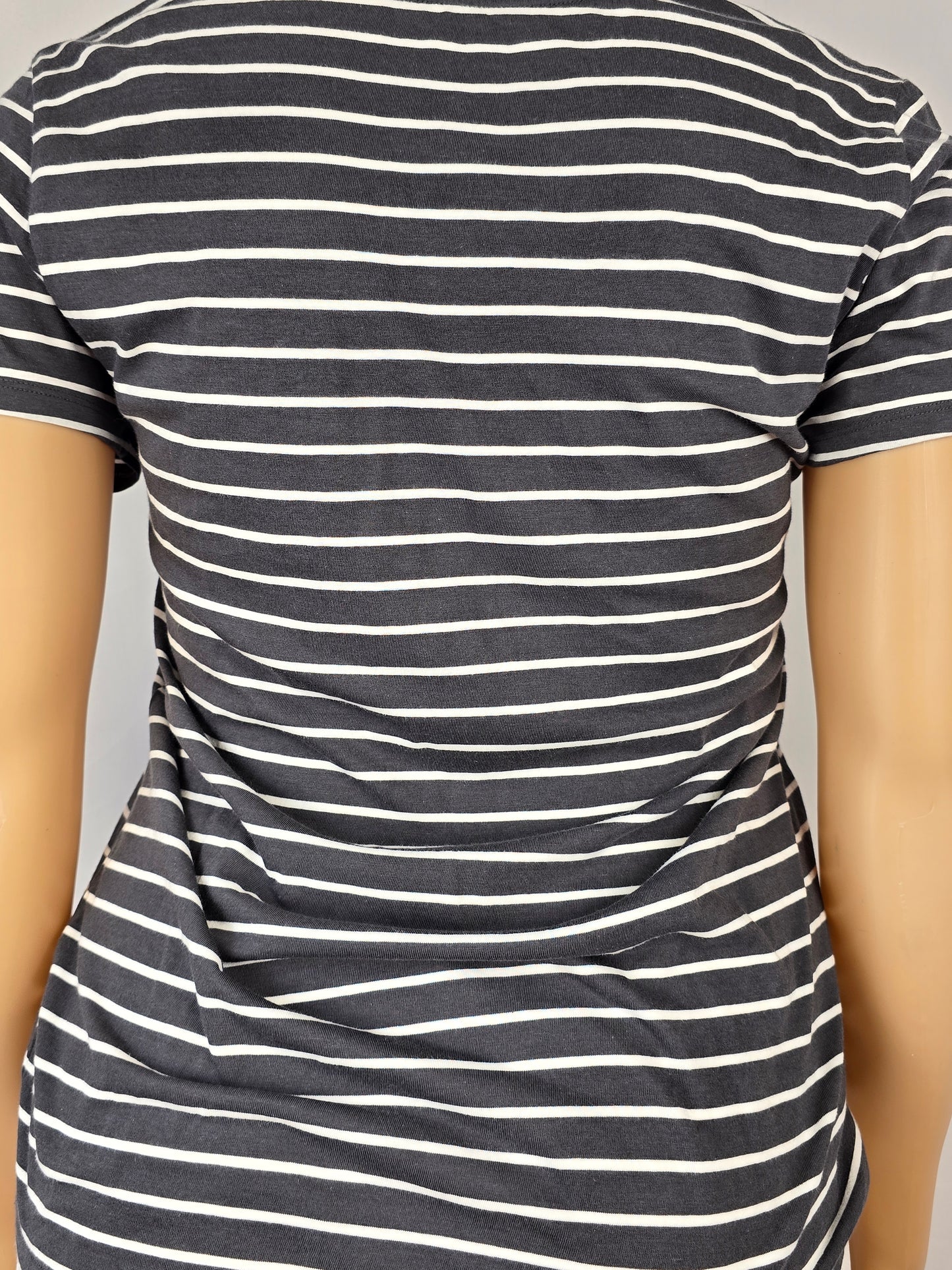 Gap "Favorite Tee" Short Sleeved Grey and White Striped T-Shirt XL Preloved