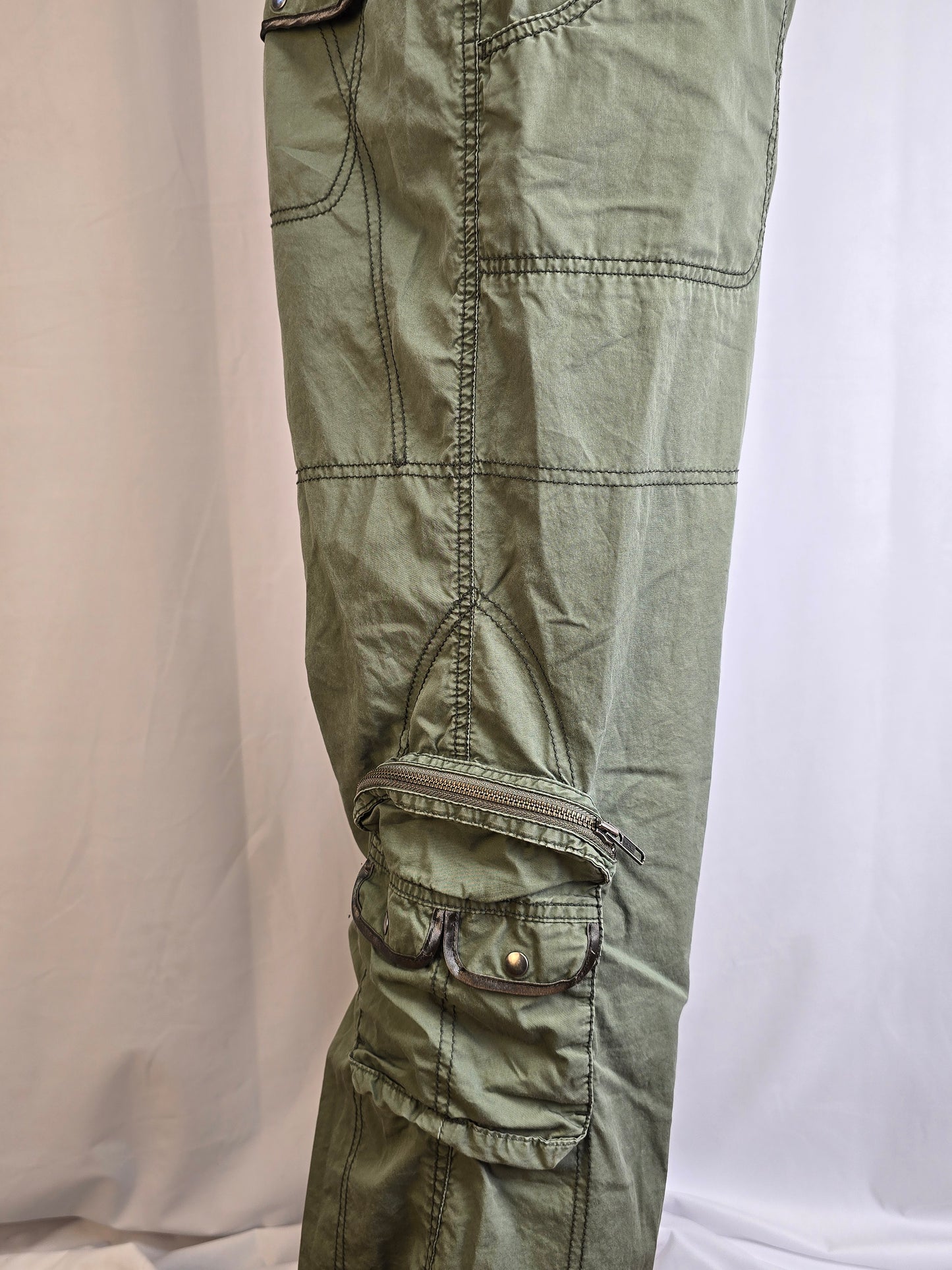 Esprit Vintag'ish' Army Green Army Pants Size 12 Preloved
