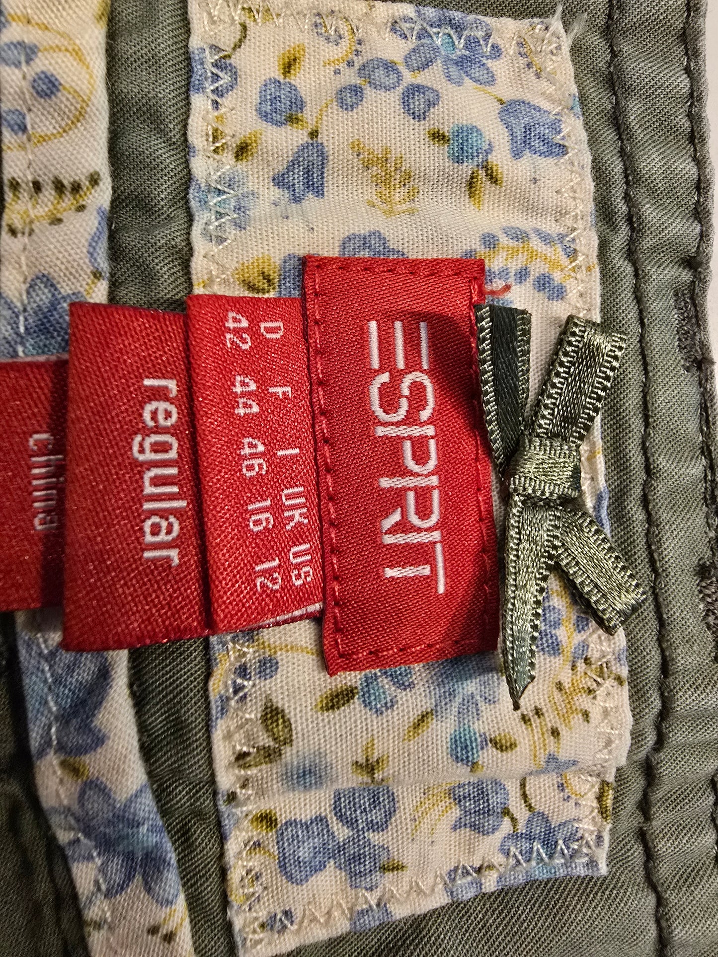 Esprit Vintag'ish' Army Green Army Pants Size 12 Preloved