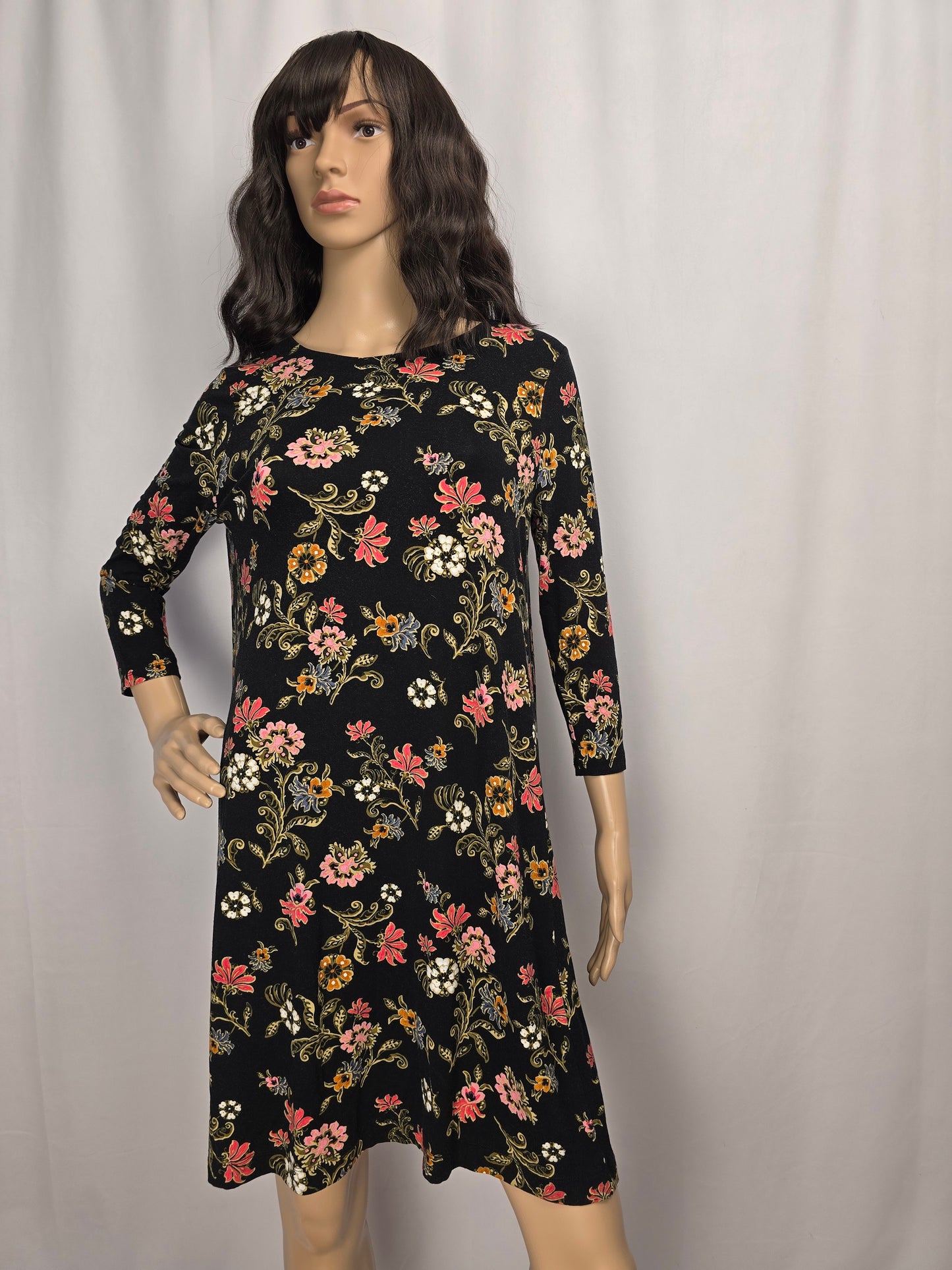 Loft Black Floral Shift Dress Medium Petite 3/4 sleeves Preloved