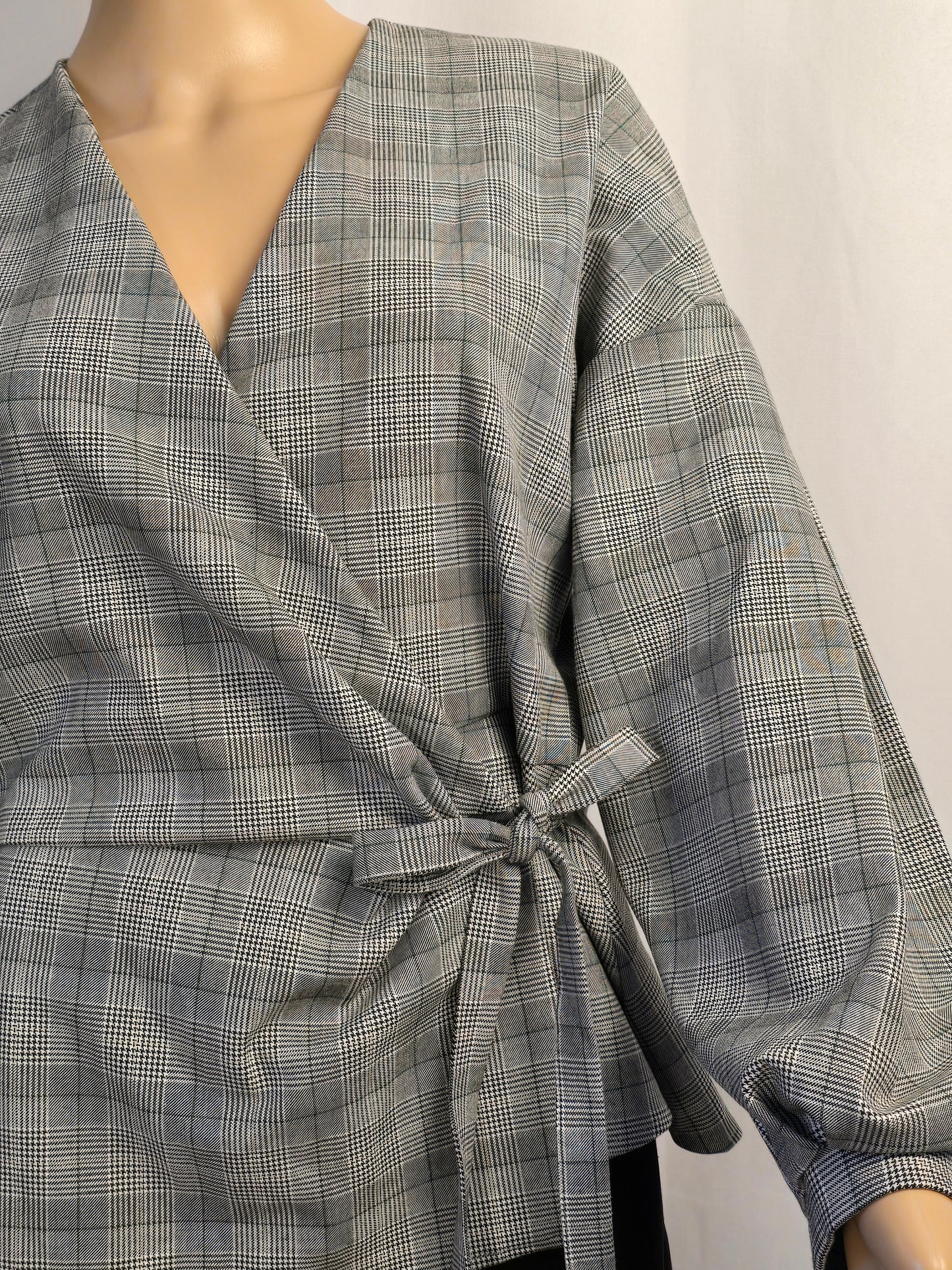 Zara Woman Plaid Blazer Large Preloved