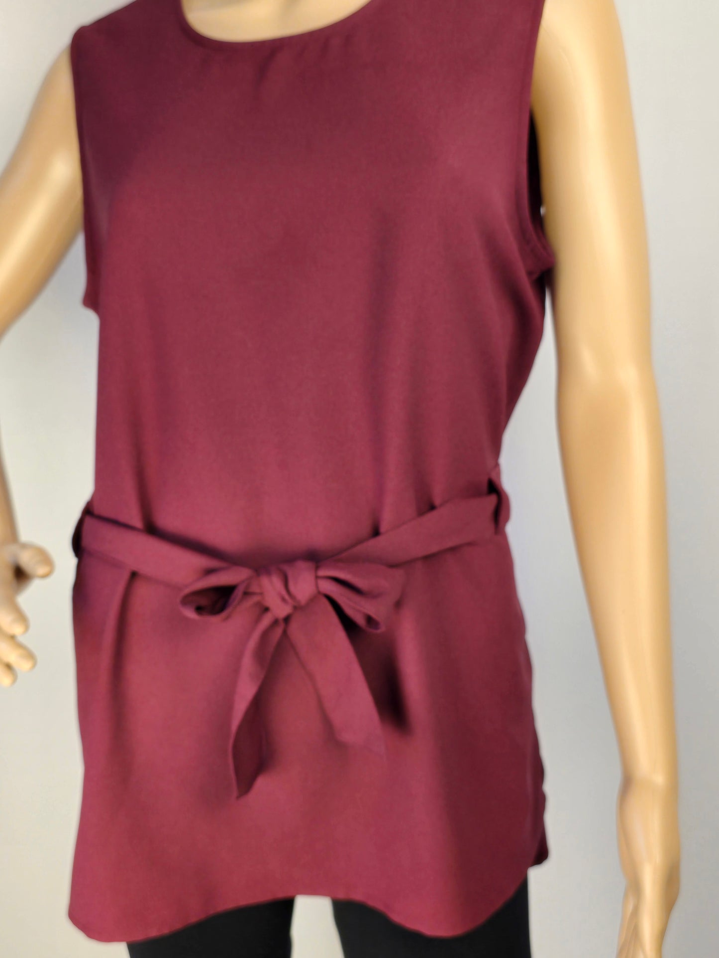 Reitmans Plum Sleeveless Top with Tie Waist Medium Preloved