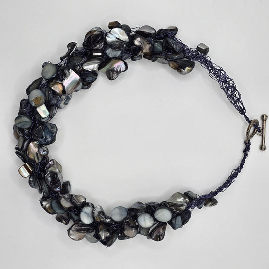 Mother of Pearl Chunky Necklace Preloved