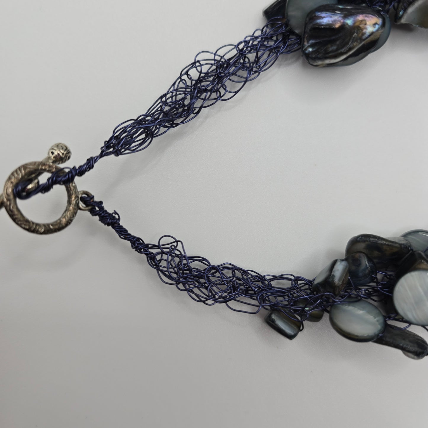 Mother of Pearl Chunky Necklace Preloved