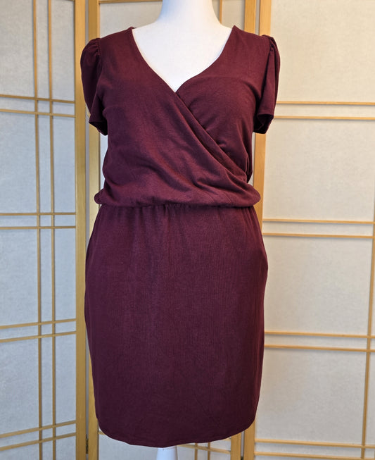 Smash + Tess V Neck Dress Large Preloved