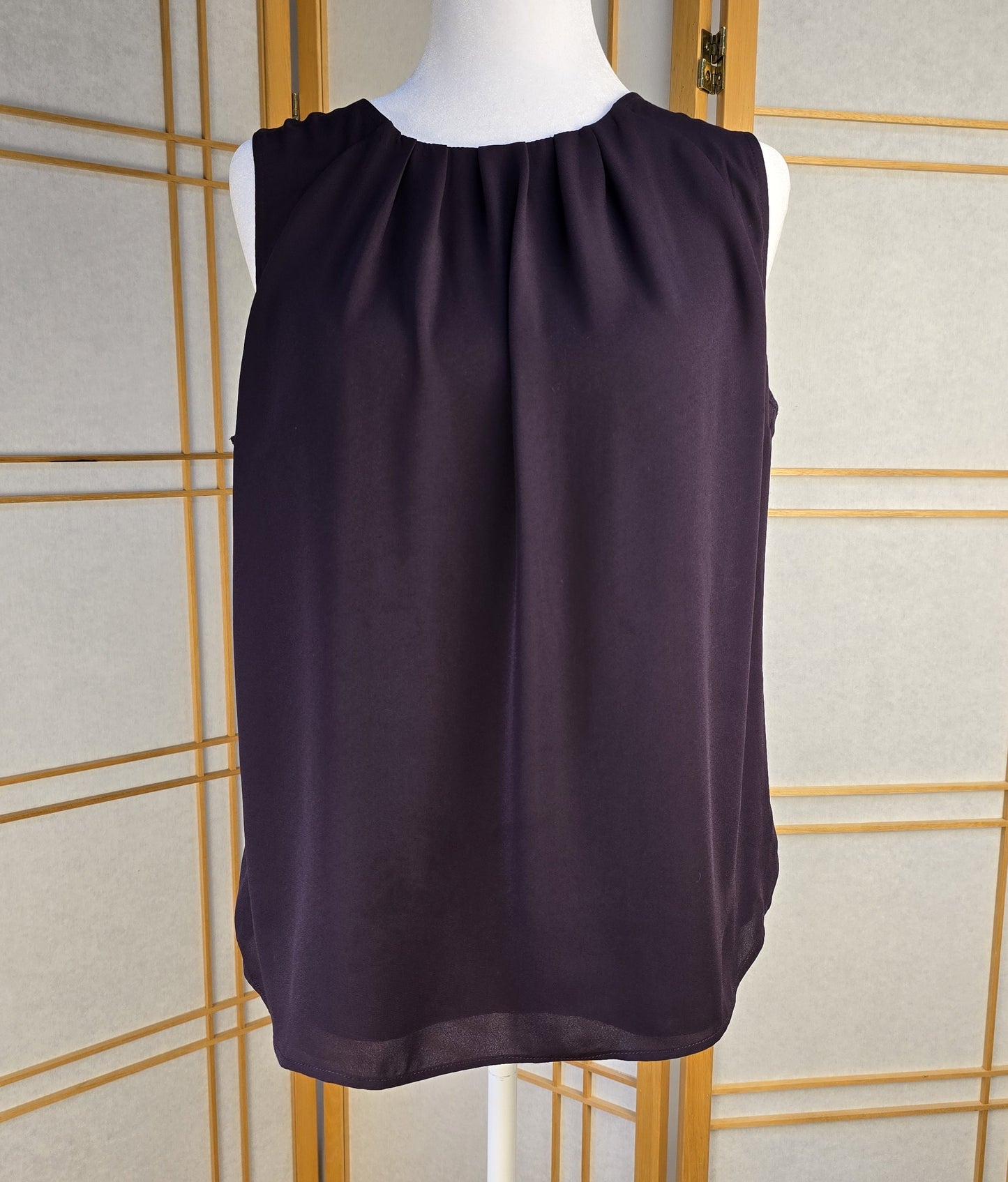 Reitmans Sleeveless Plum Tank Large Preloved
