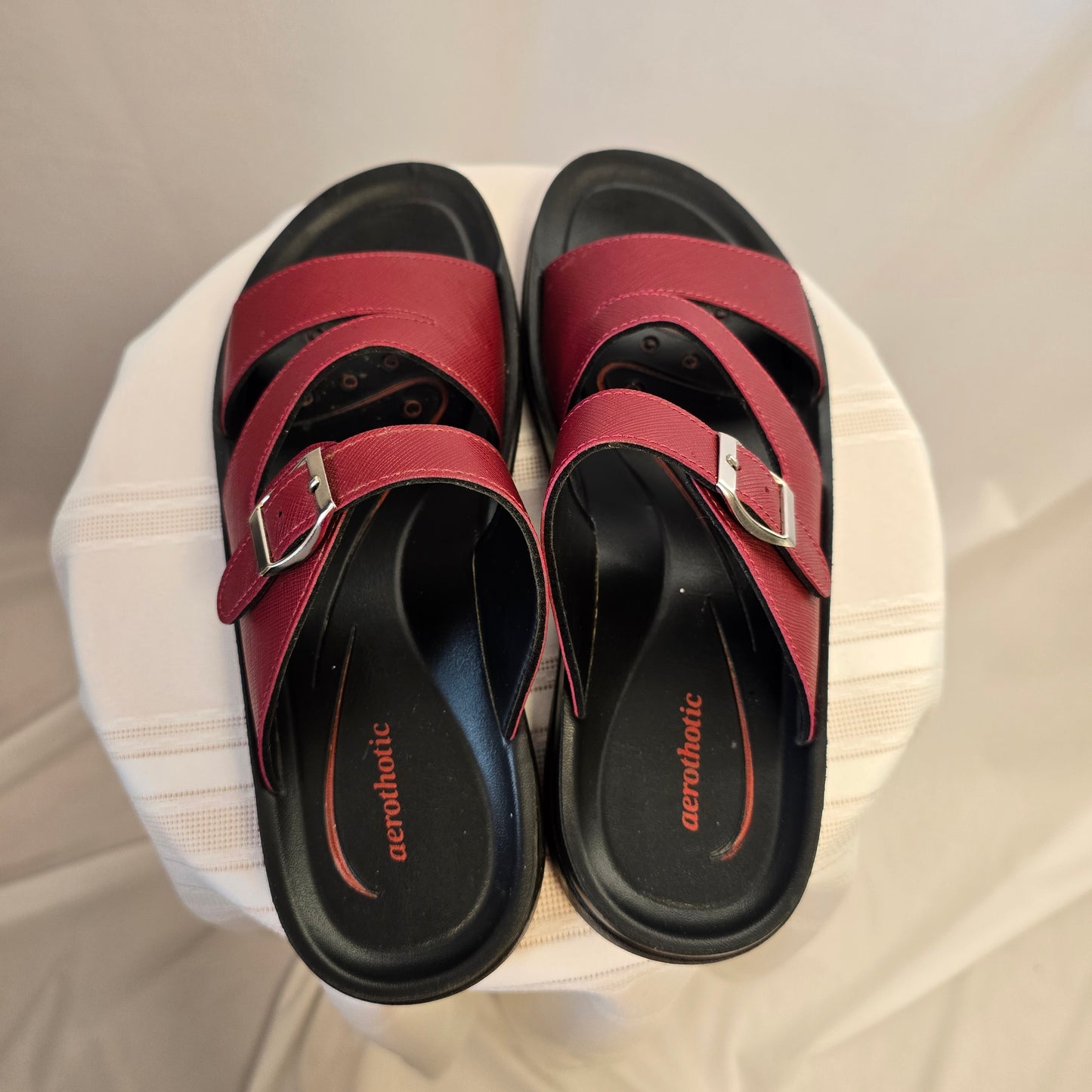 Aerothotic Red Adjustable Sandal Size 40 Preloved