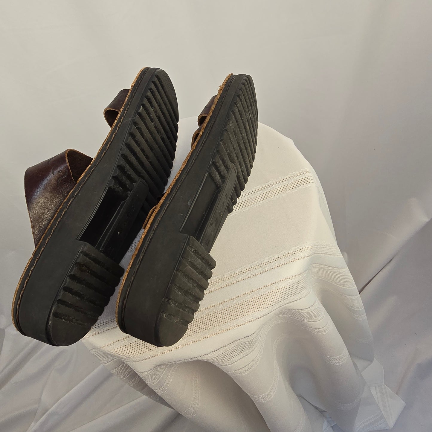 Naot Brown Sandals Size 10 Preloved