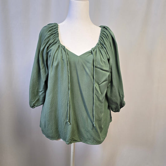 Wishlist Sage Short 3/4 Sleeve Top Large Preloved