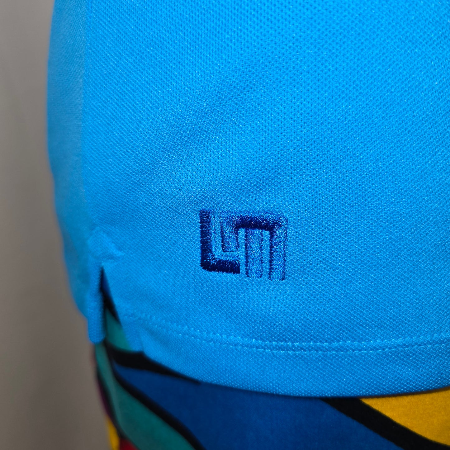 Loudmouth Blue Sleeveless Shirt Size Large Preloved