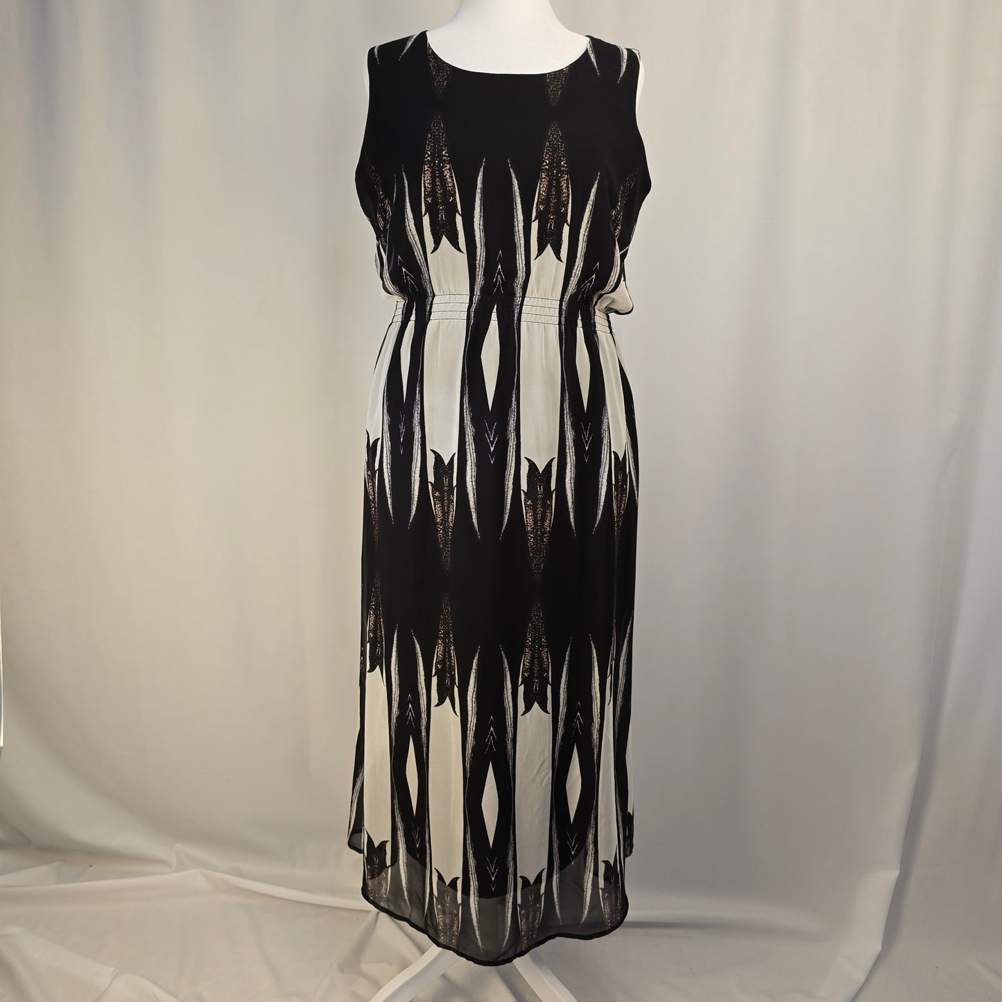 Picadilly Maxi Dress Black, White, Brown Size 12