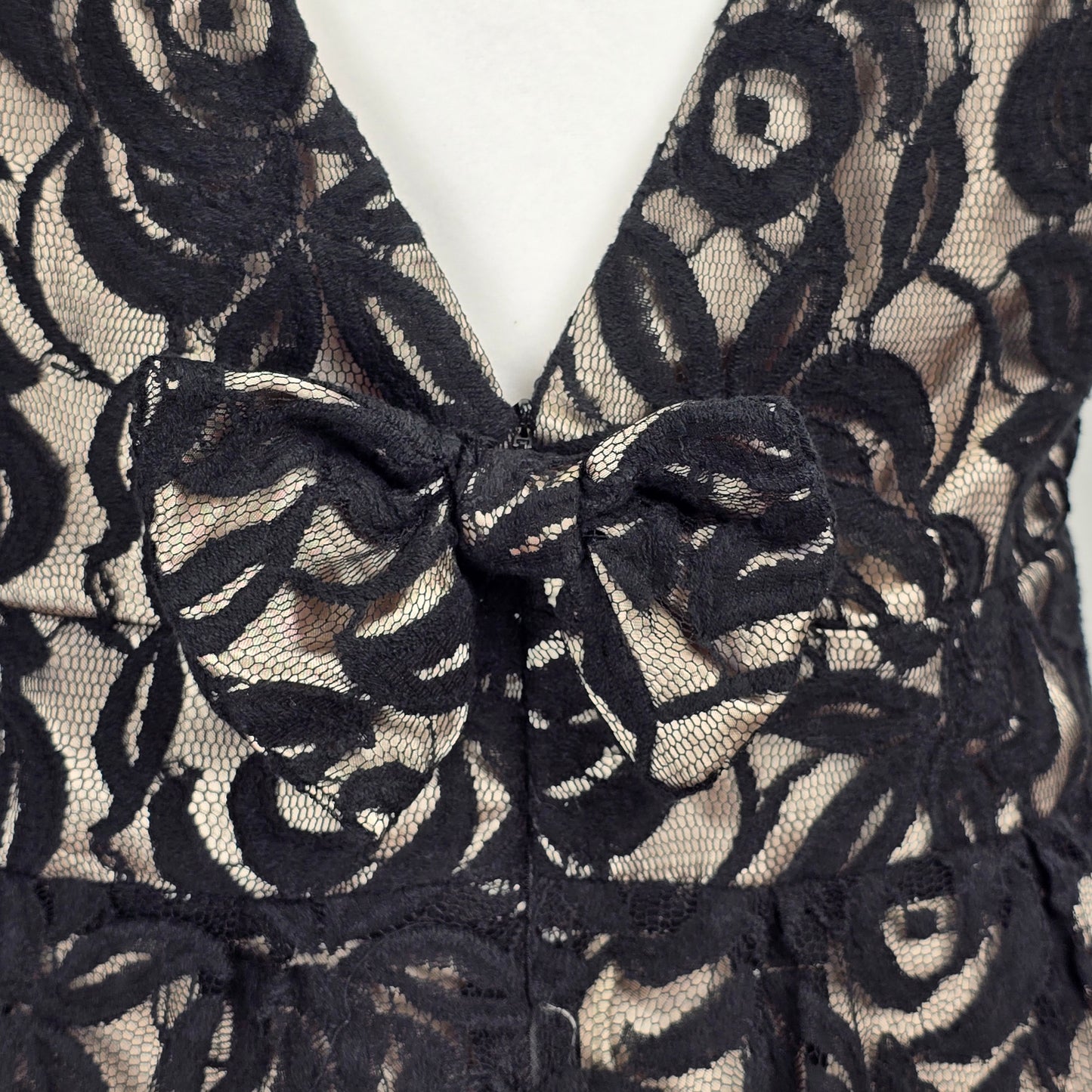 Bizz Girl Black & Champagne Dress XL Preloved