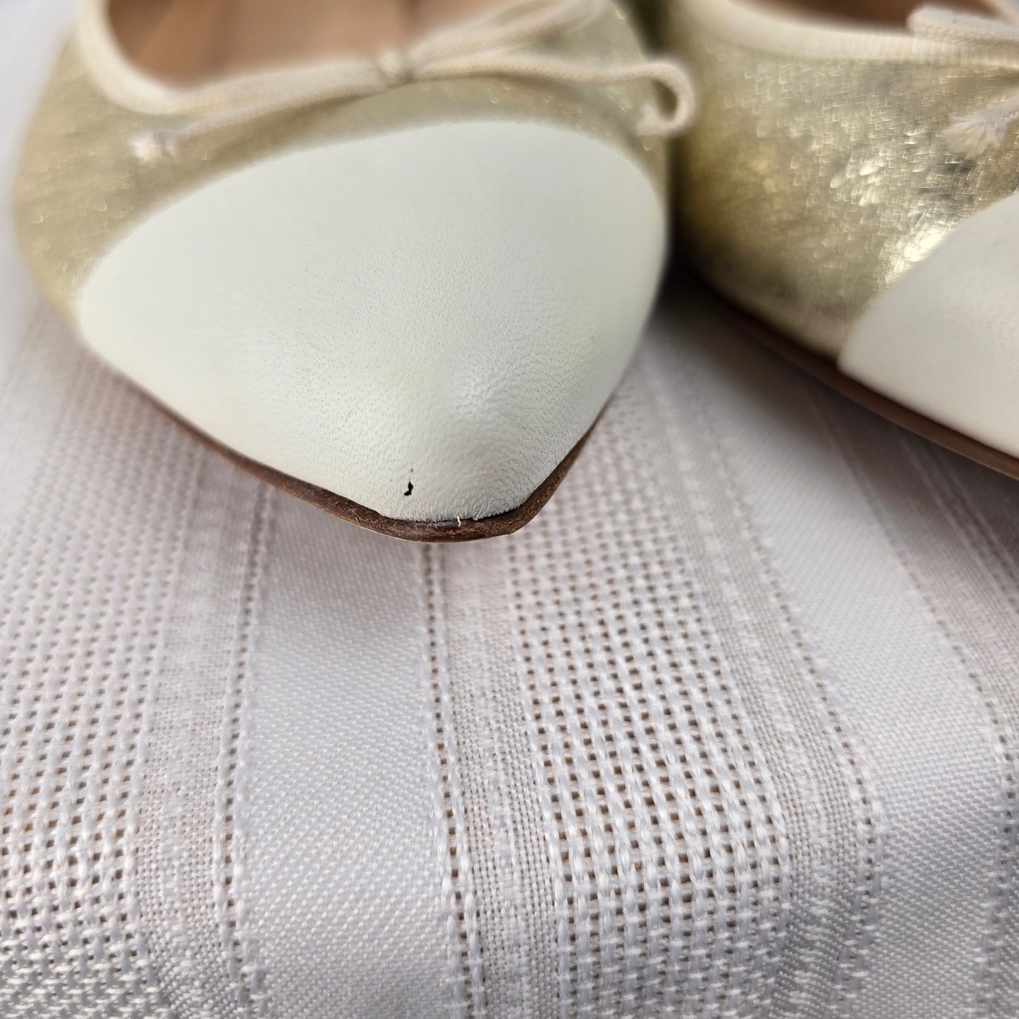 J.Crew Metallic Pointed Toe Flats Size 7 Preloved