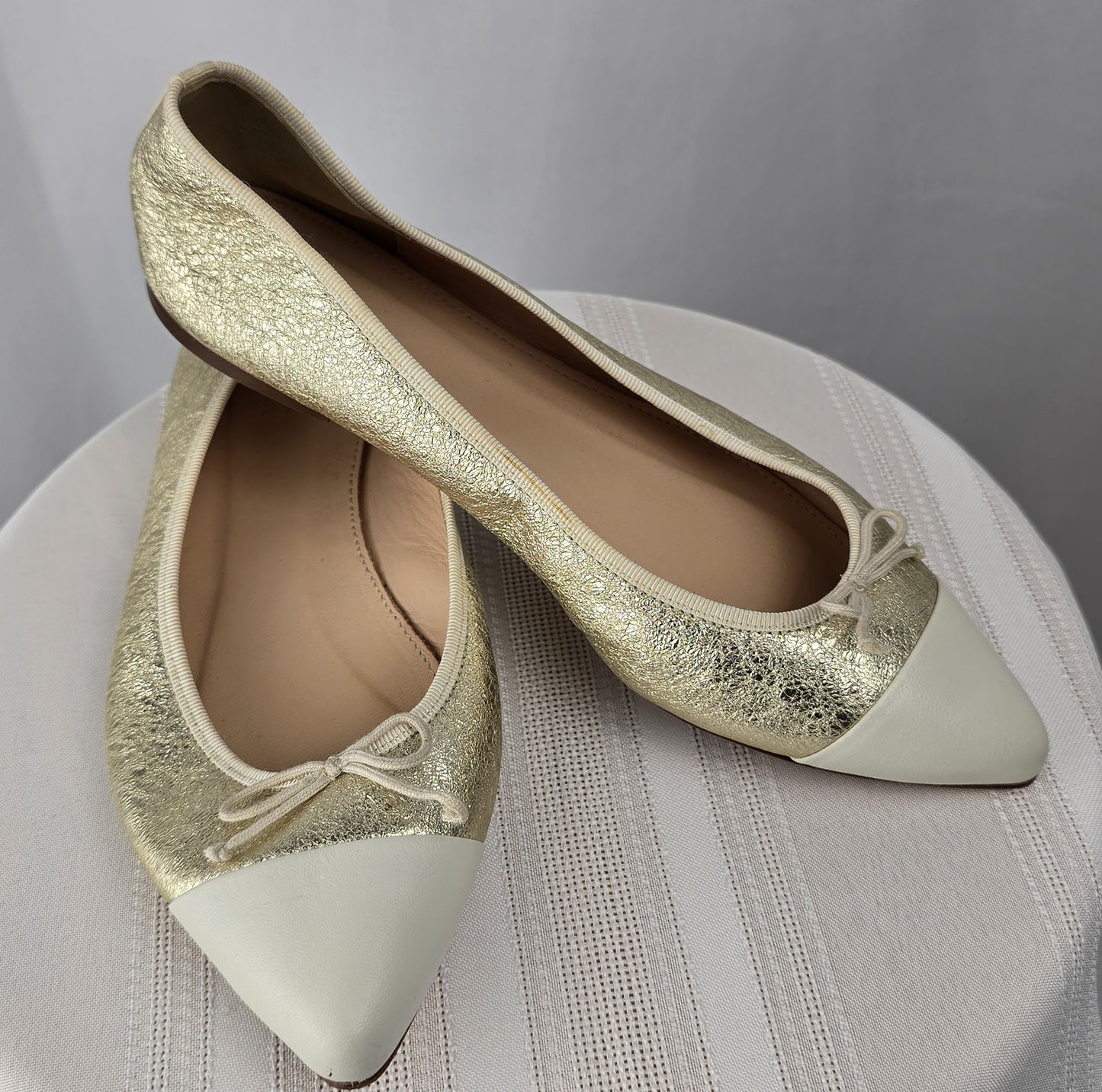 J.Crew Metallic Pointed Toe Flats Size 7 Preloved
