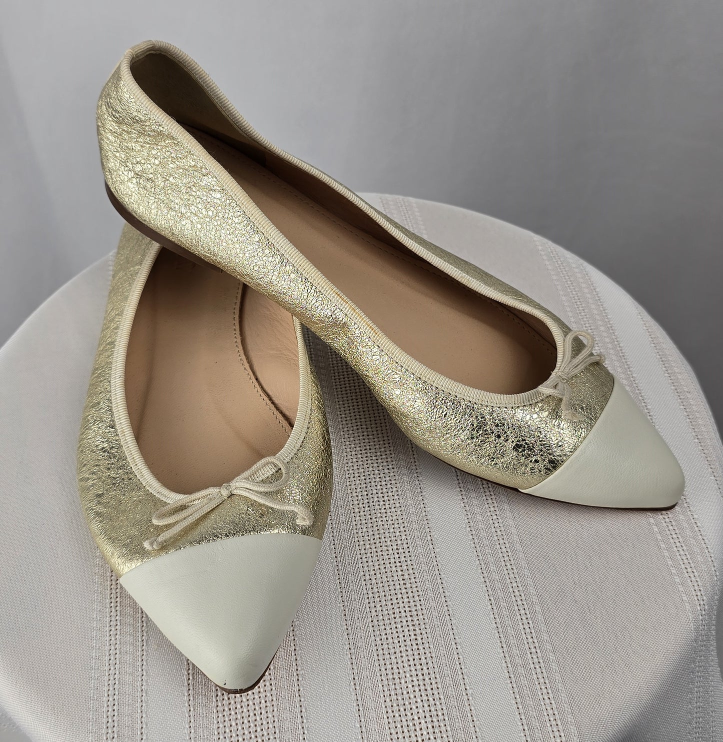 J.Crew Metallic Pointed Toe Flats Size 7 Preloved