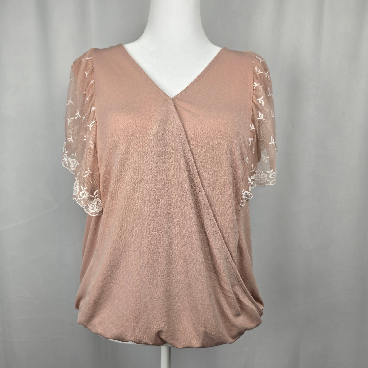 Adrienne Vittadini Romantic Blush Faux-Wrap Top with Lace Mesh Sleeves XL Preloved